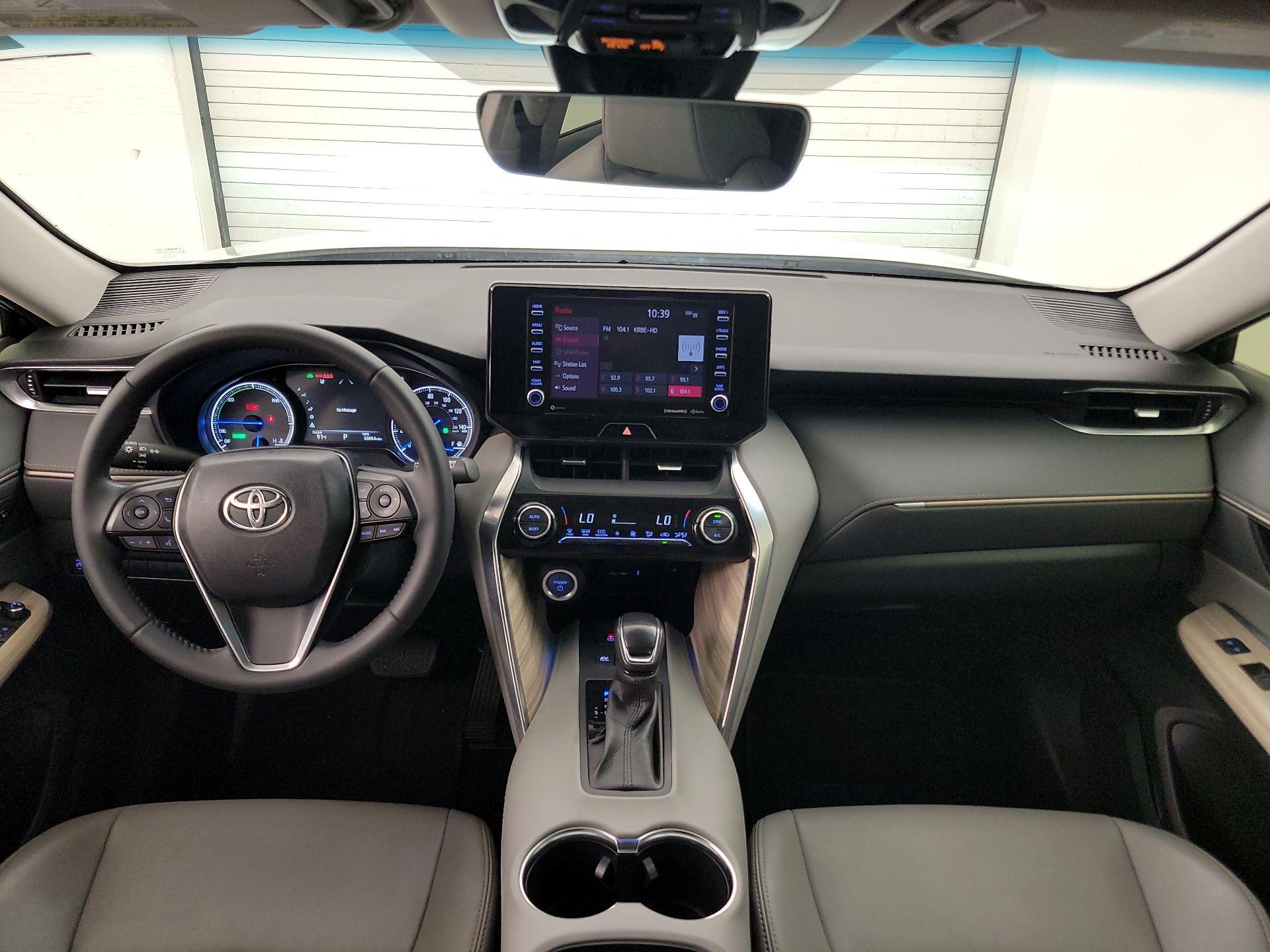 Thumbnail: 2021 Toyota Venza - 9