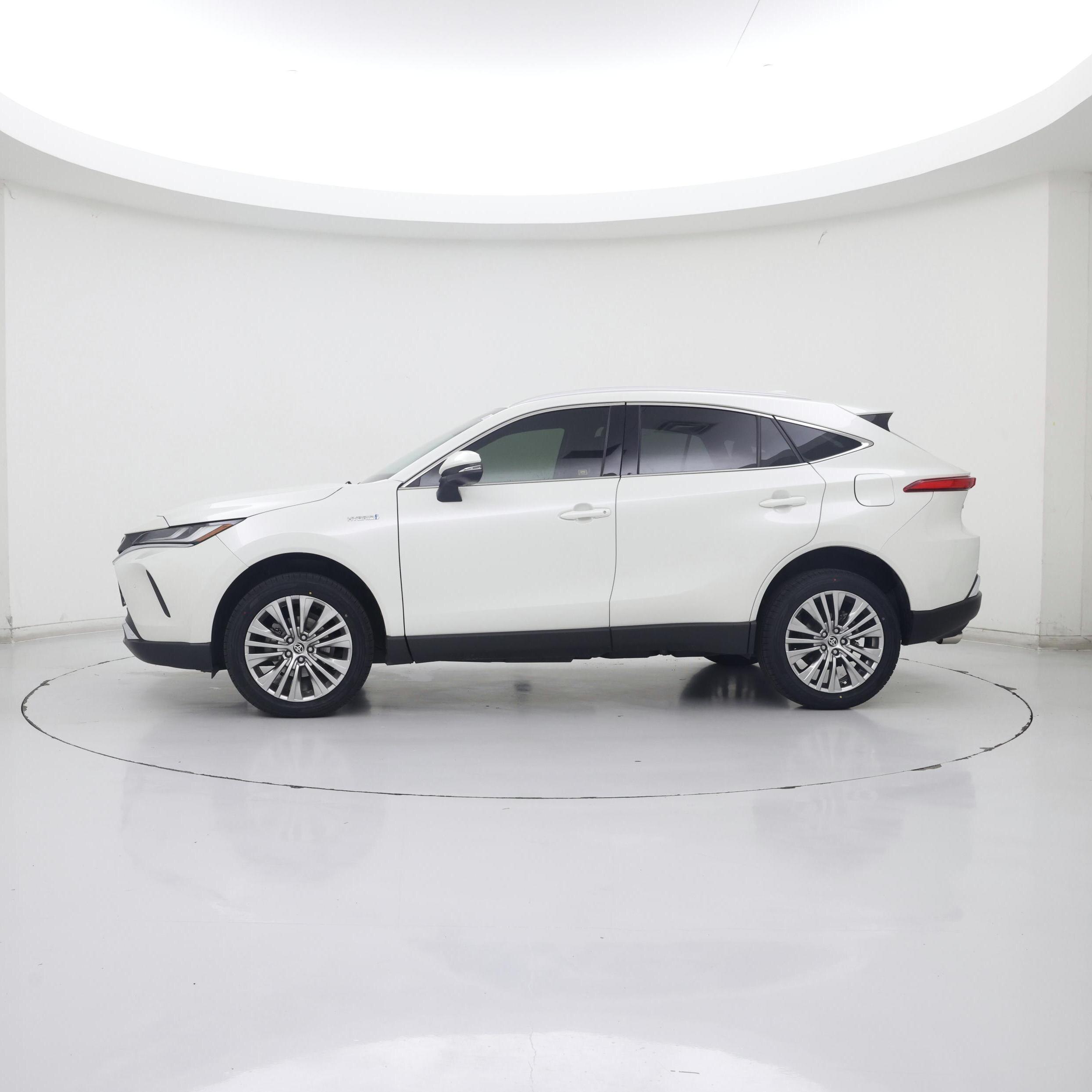 Thumbnail: 2021 Toyota Venza - 3