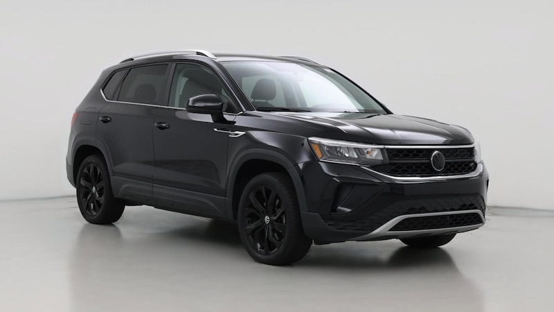 2022 Volkswagen Taos SE Hero Image