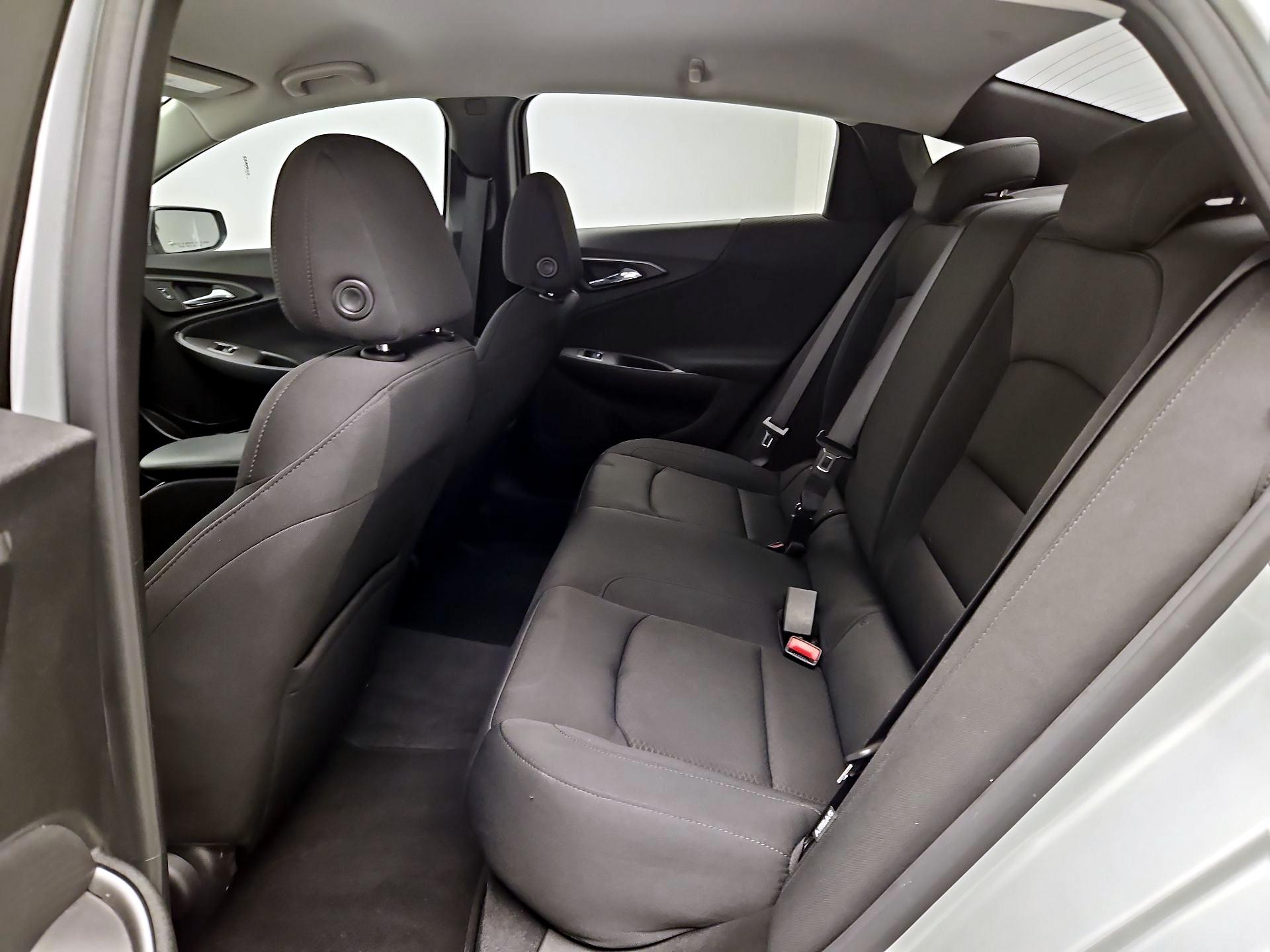 Thumbnail: 2020 Chevrolet Malibu - 17