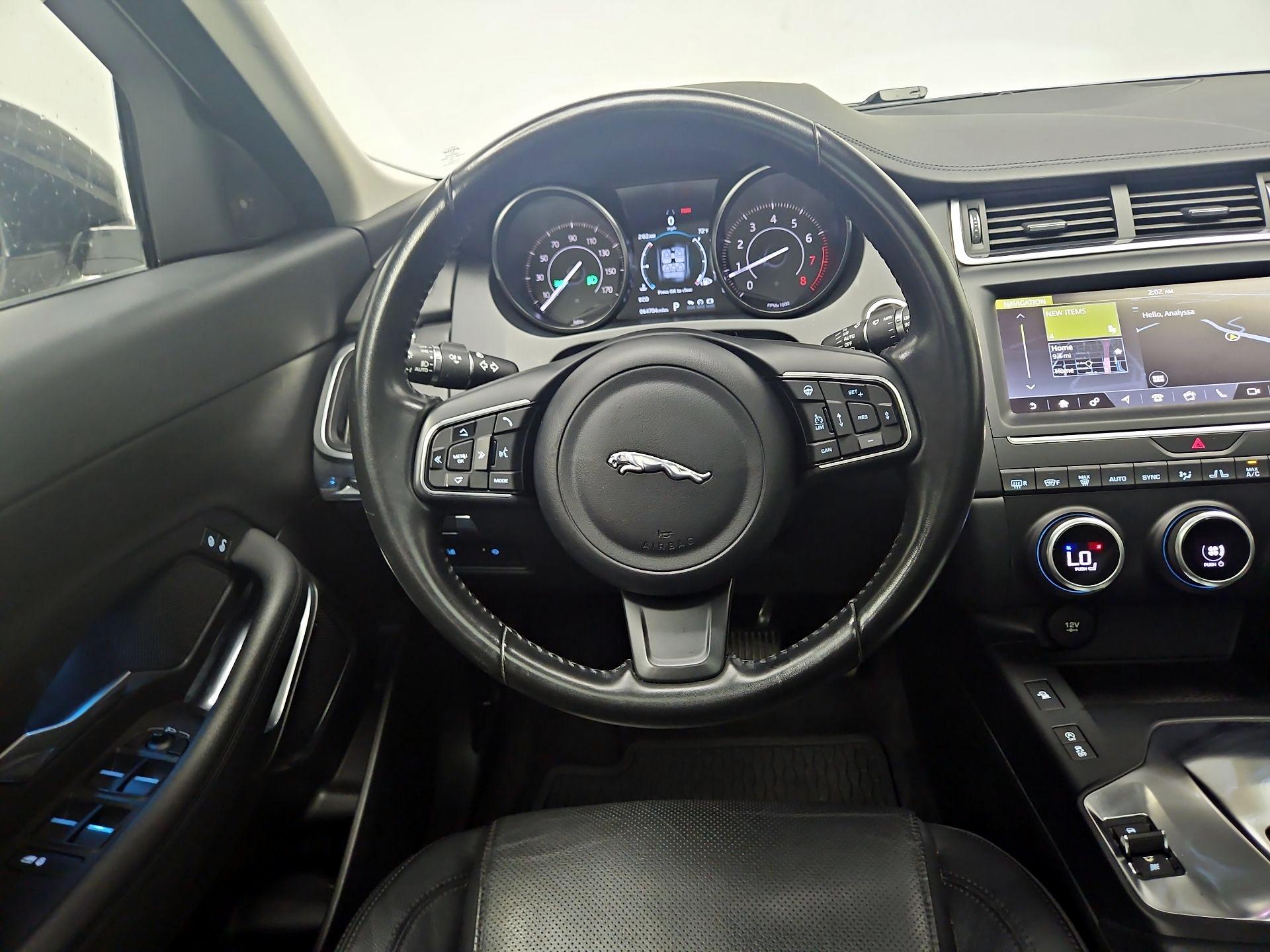Thumbnail: 2018 Jaguar E-Pace - 10