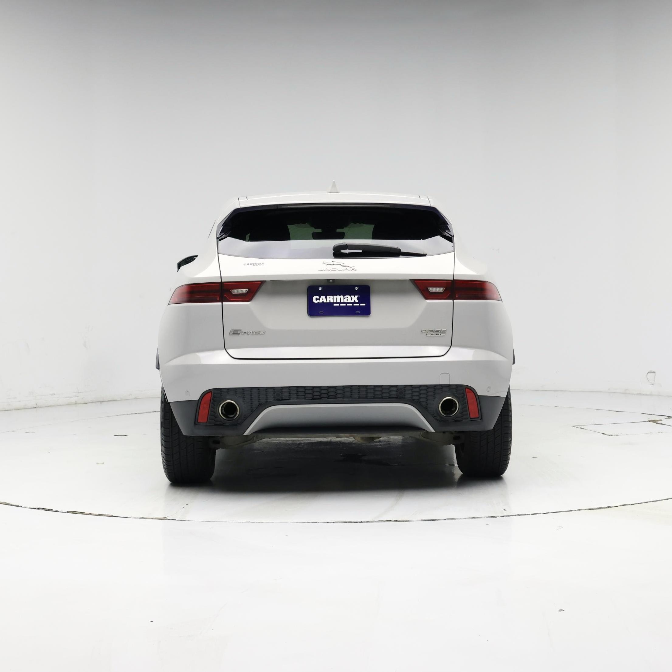 Thumbnail: 2018 Jaguar E-Pace - 6