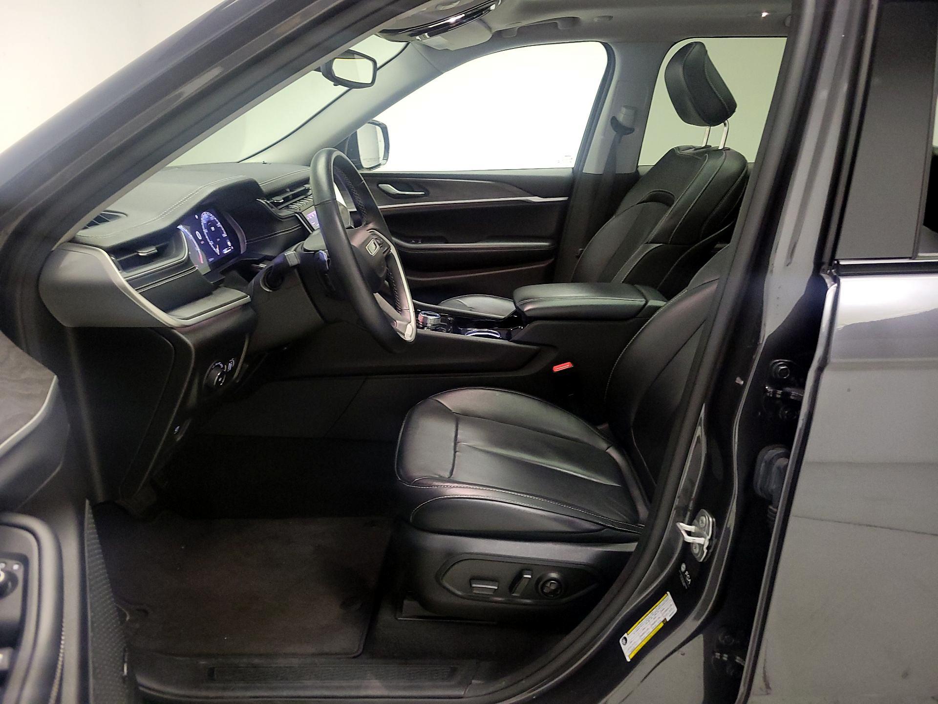 Thumbnail: 2022 Jeep Grand Cherokee - 11