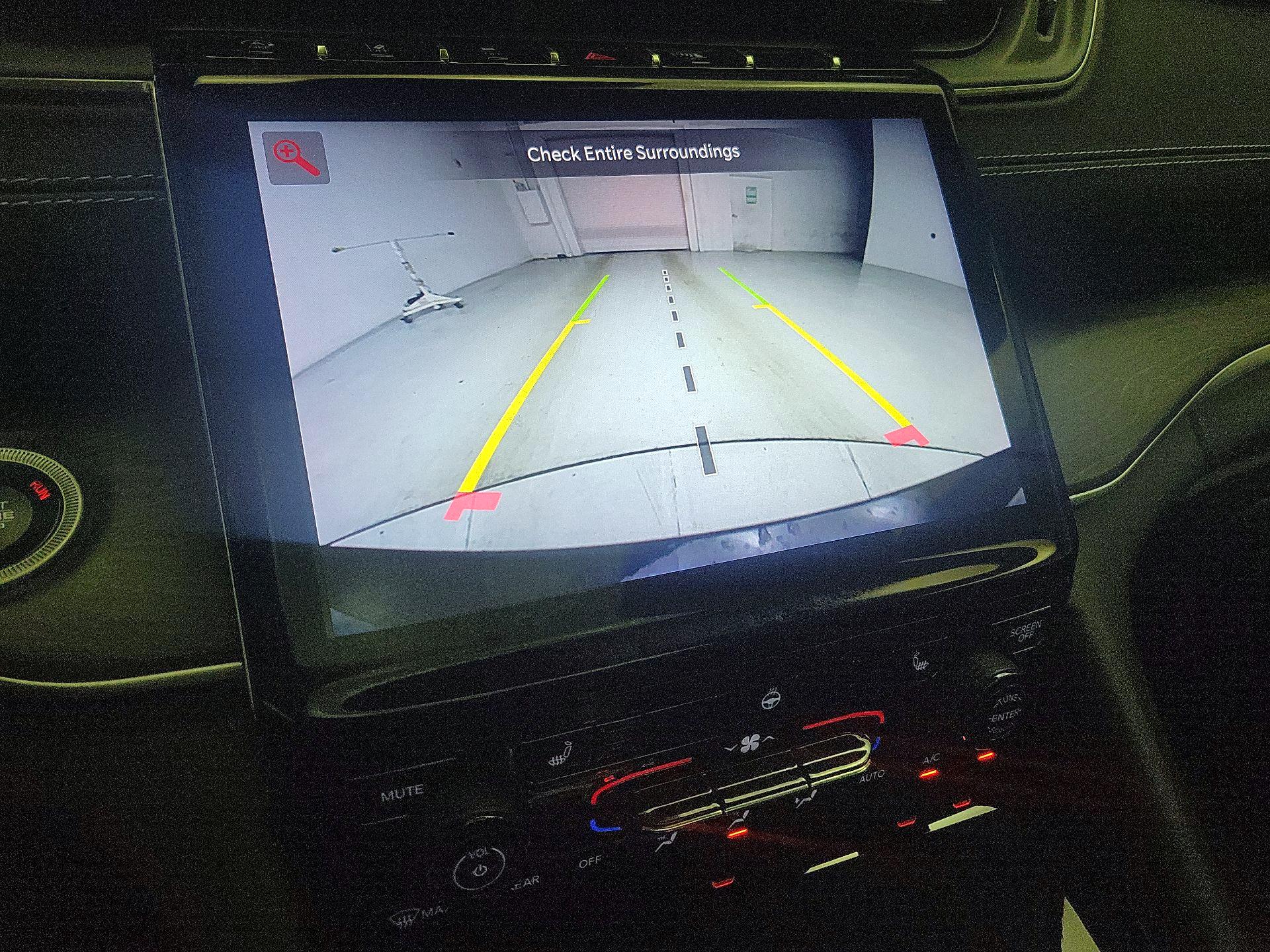 Thumbnail: 2022 Jeep Grand Cherokee - 15