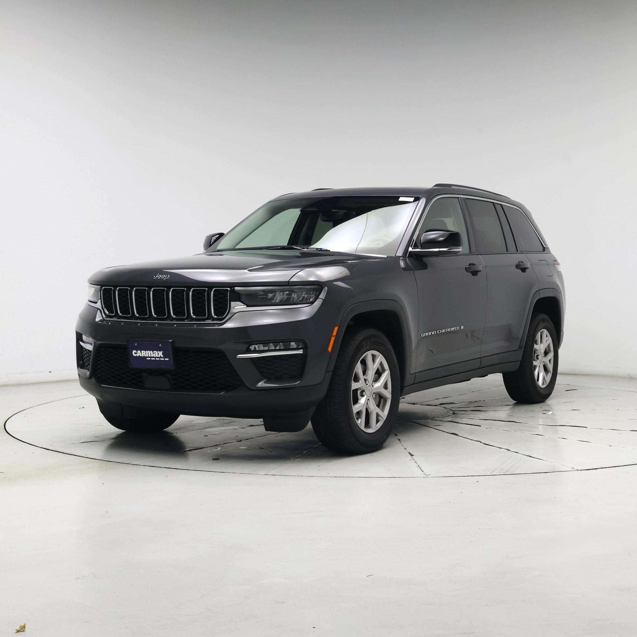 Thumbnail: 2022 Jeep Grand Cherokee - 4