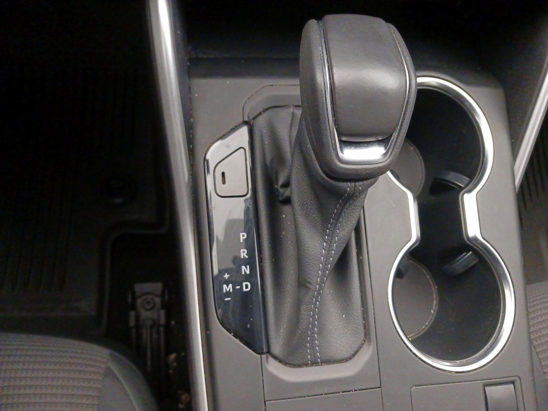 Thumbnail: 2023 Toyota Highlander - 15
