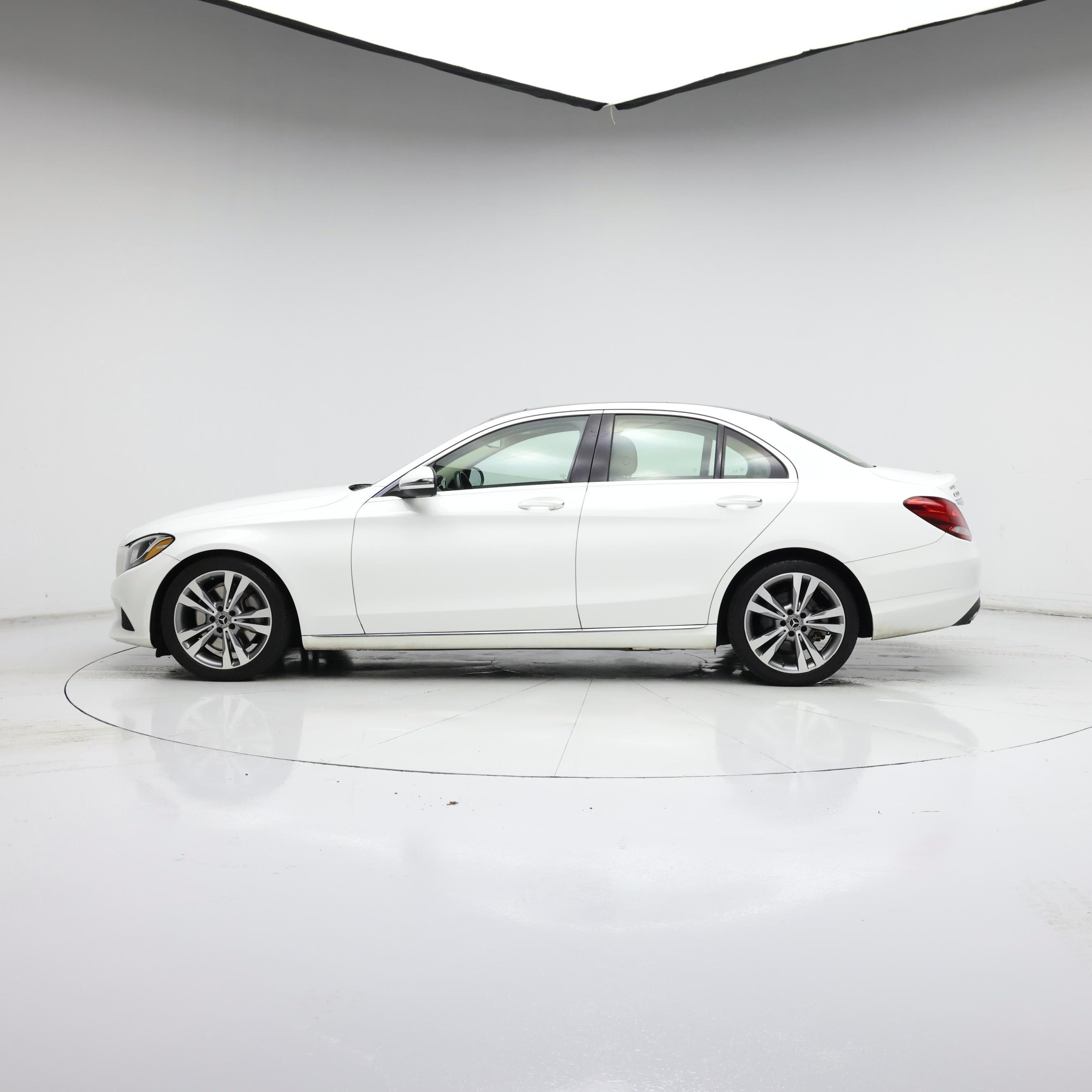 Thumbnail: 2018 Mercedes-Benz C-Class - 3