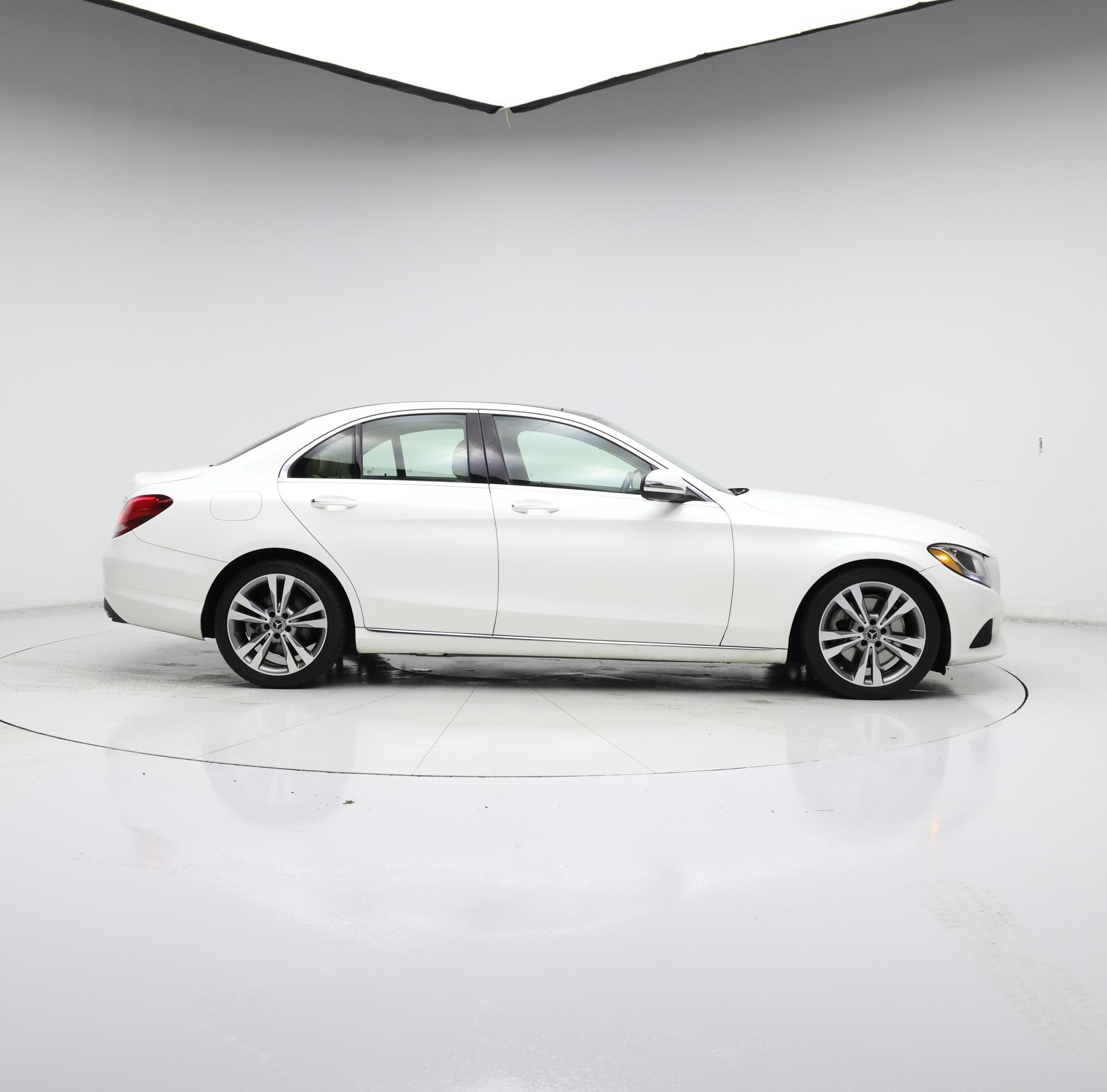 Thumbnail: 2018 Mercedes-Benz C-Class - 7