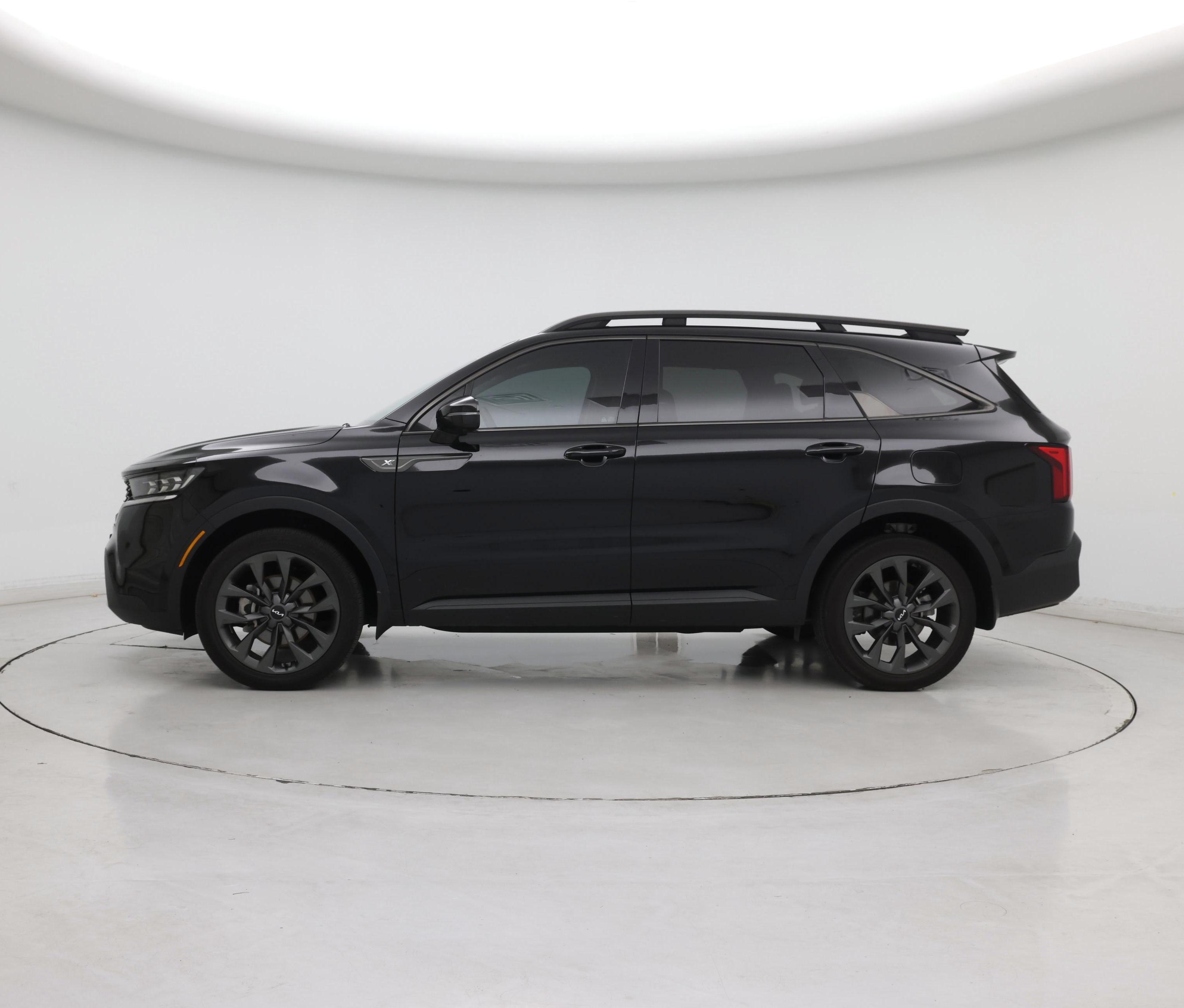 Thumbnail: 2023 Kia Sorento - 3