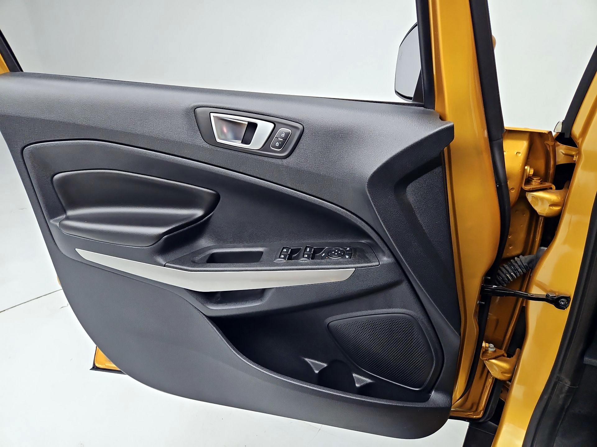 Thumbnail: 2021 Ford EcoSport - 12