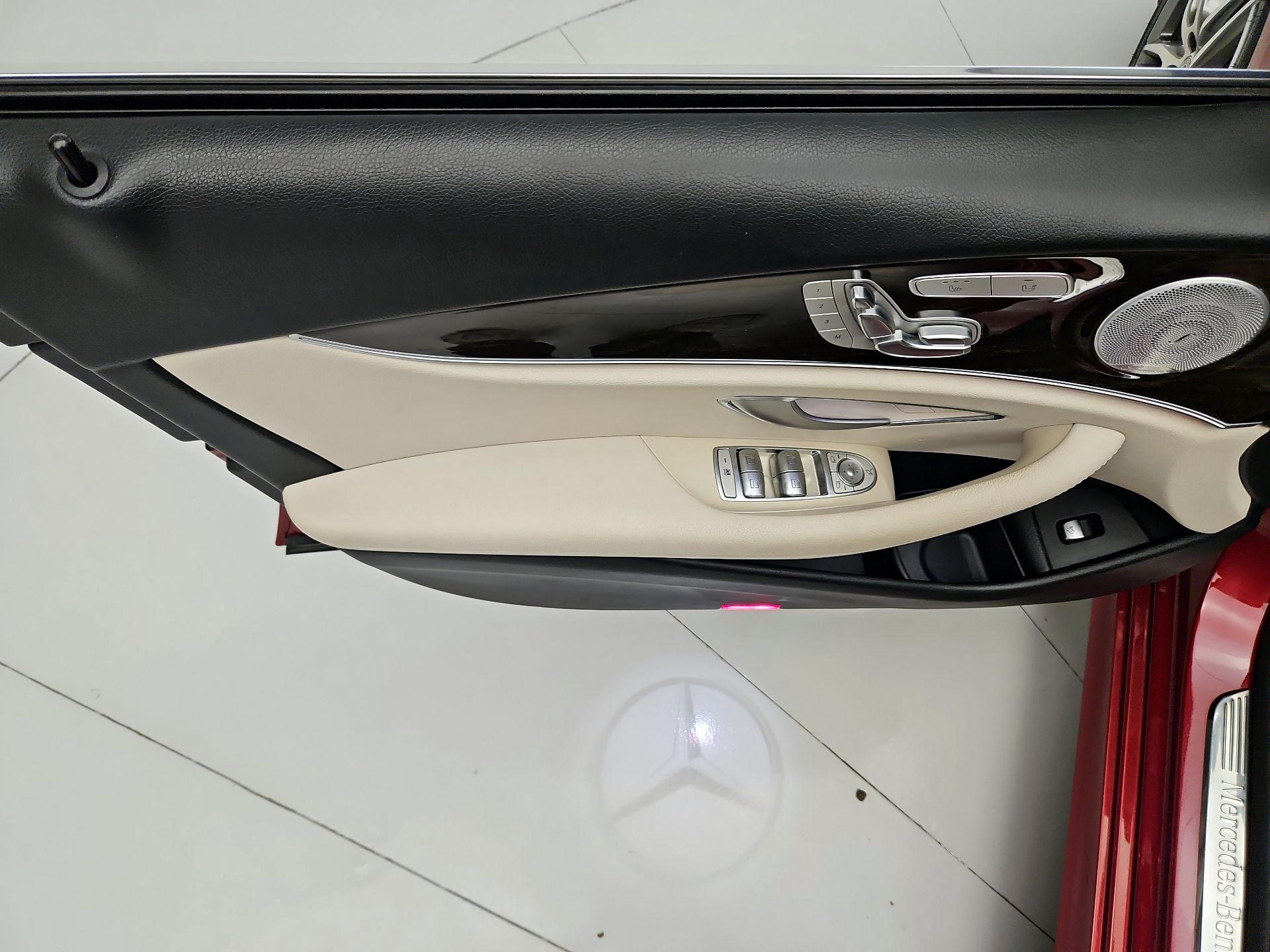 Thumbnail: 2019 Mercedes-Benz E-Class - 12
