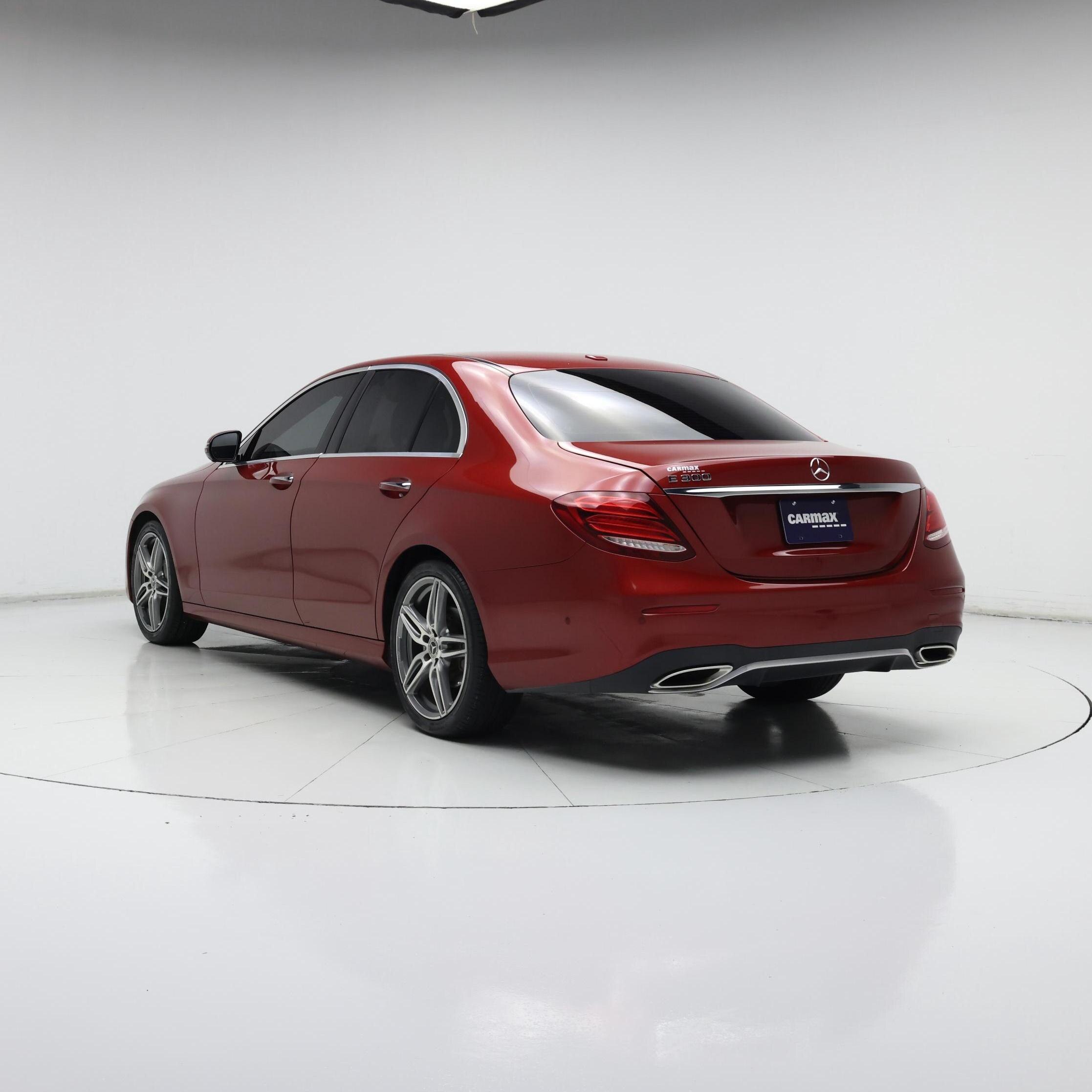 Thumbnail: 2019 Mercedes-Benz E-Class - 2