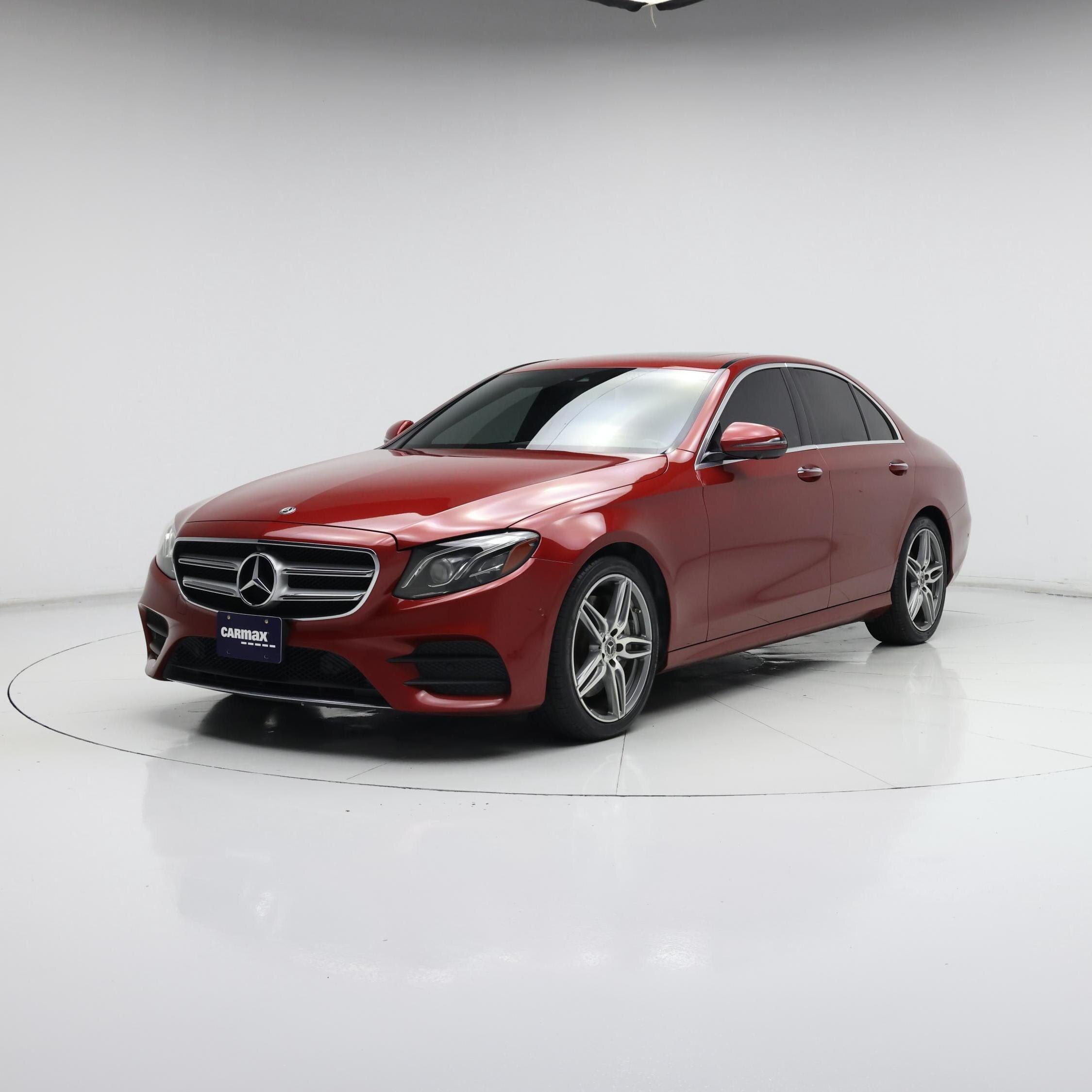 Thumbnail: 2019 Mercedes-Benz E-Class - 4