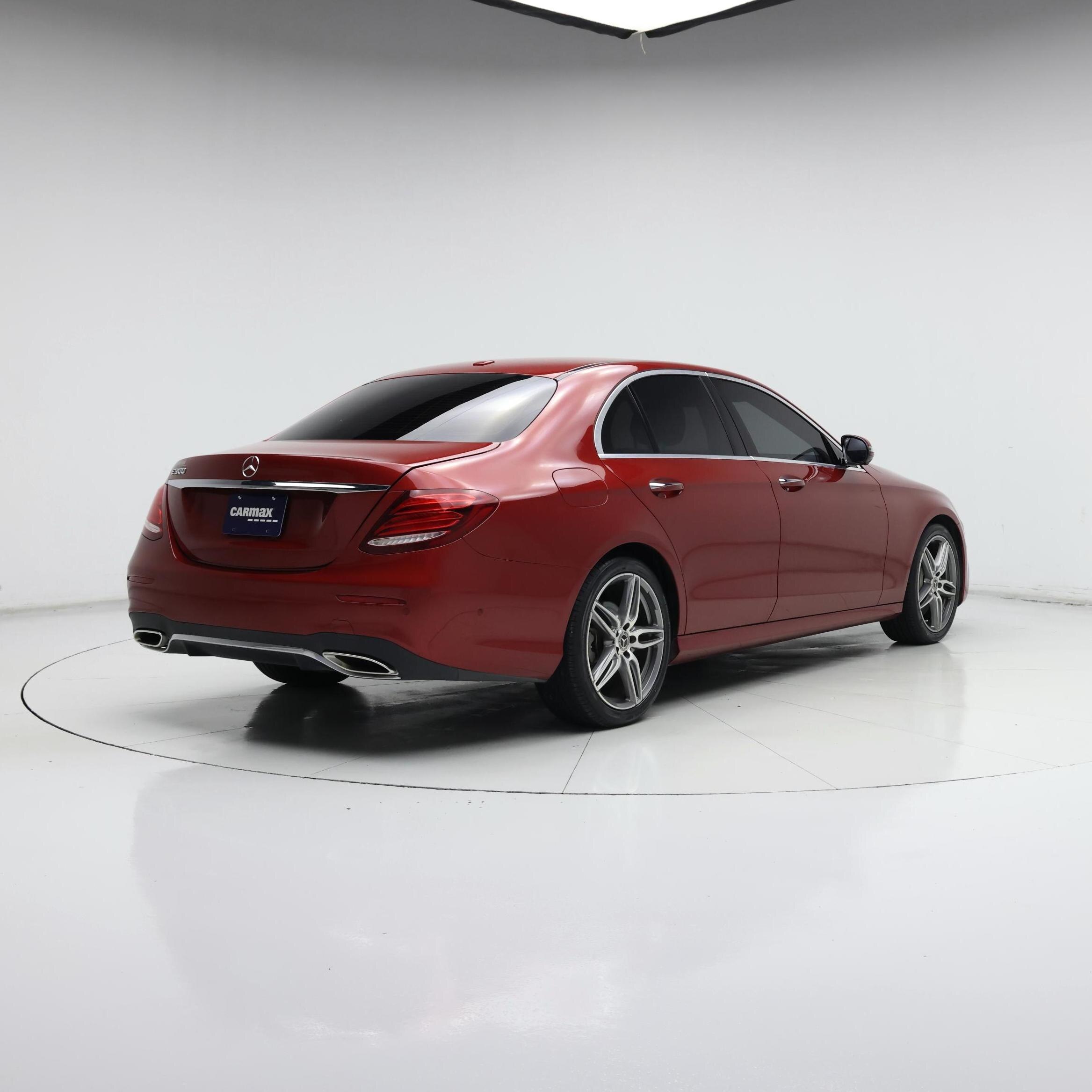 Thumbnail: 2019 Mercedes-Benz E-Class - 8