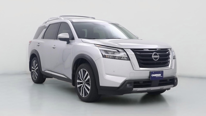 2022 Nissan Pathfinder Platinum Hero Image