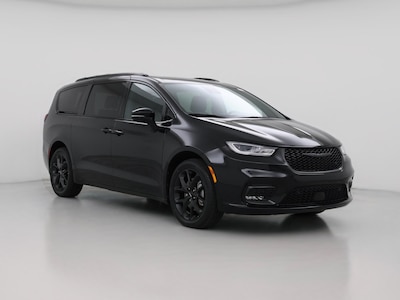 2023 Chrysler Pacifica Limited -
                Lakeland, FL