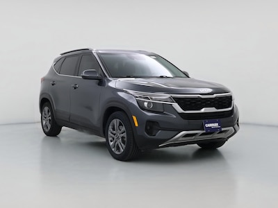 Gray 2023 Kia Seltos S