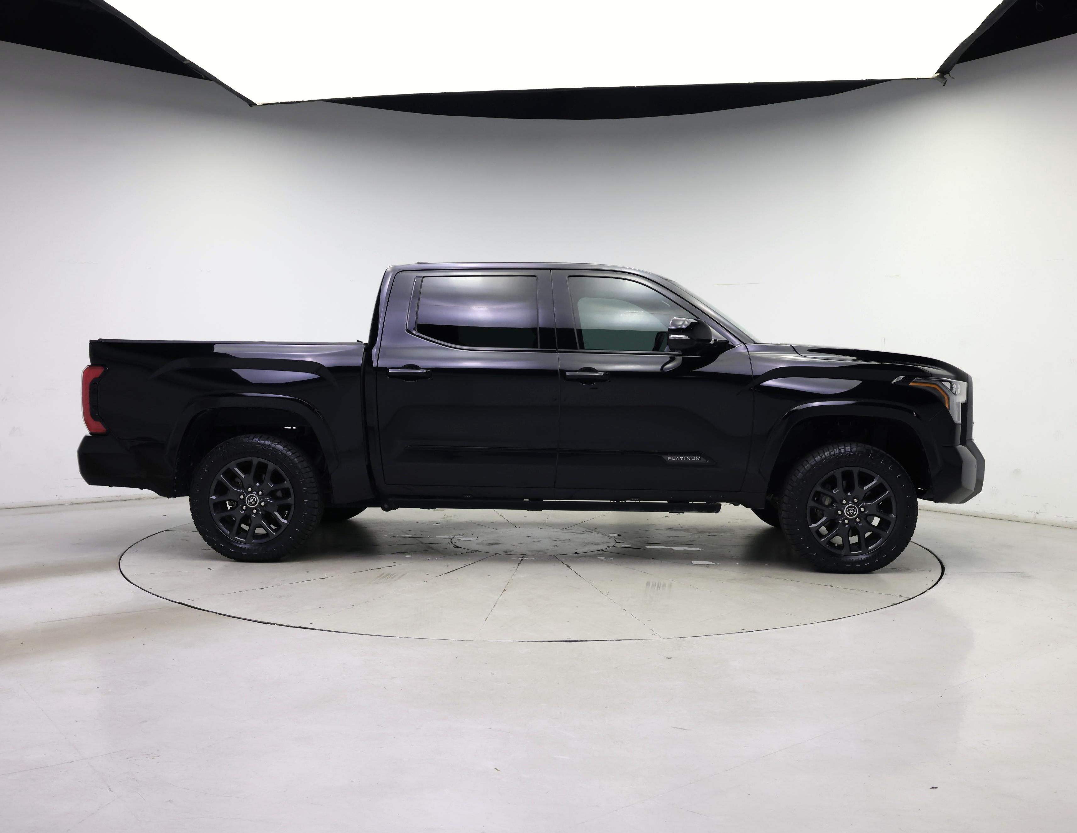 Thumbnail: 2023 Toyota Tundra - 7
