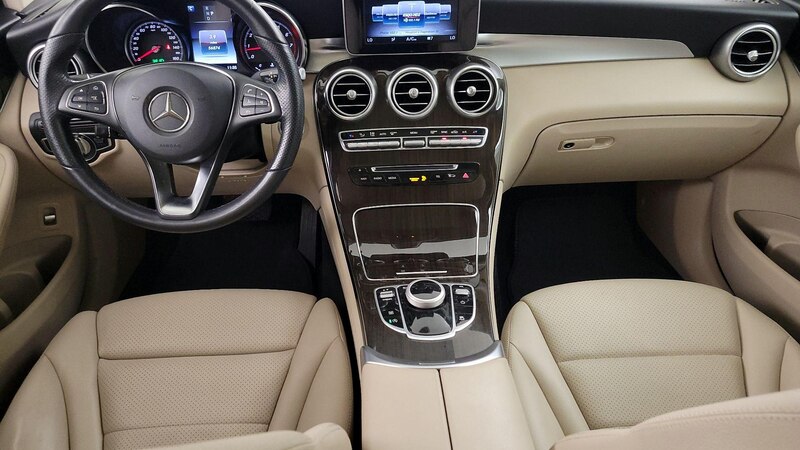 2019 Mercedes-Benz GLC 300 9