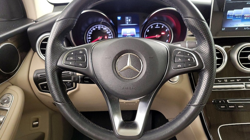 2019 Mercedes-Benz GLC 300 10