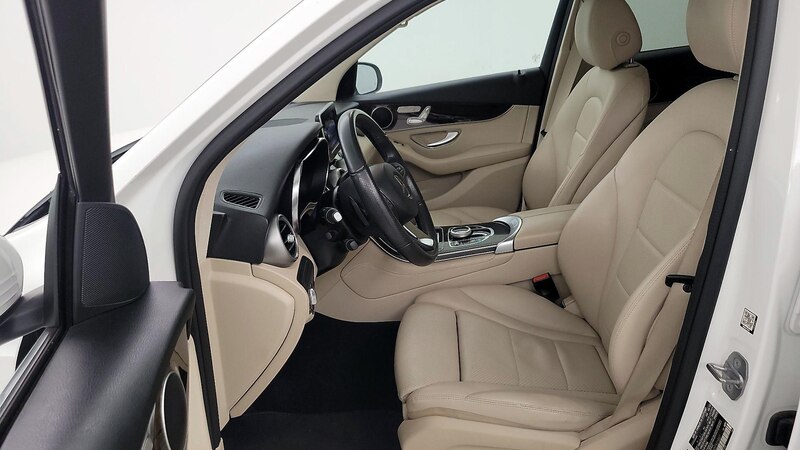 2019 Mercedes-Benz GLC 300 11