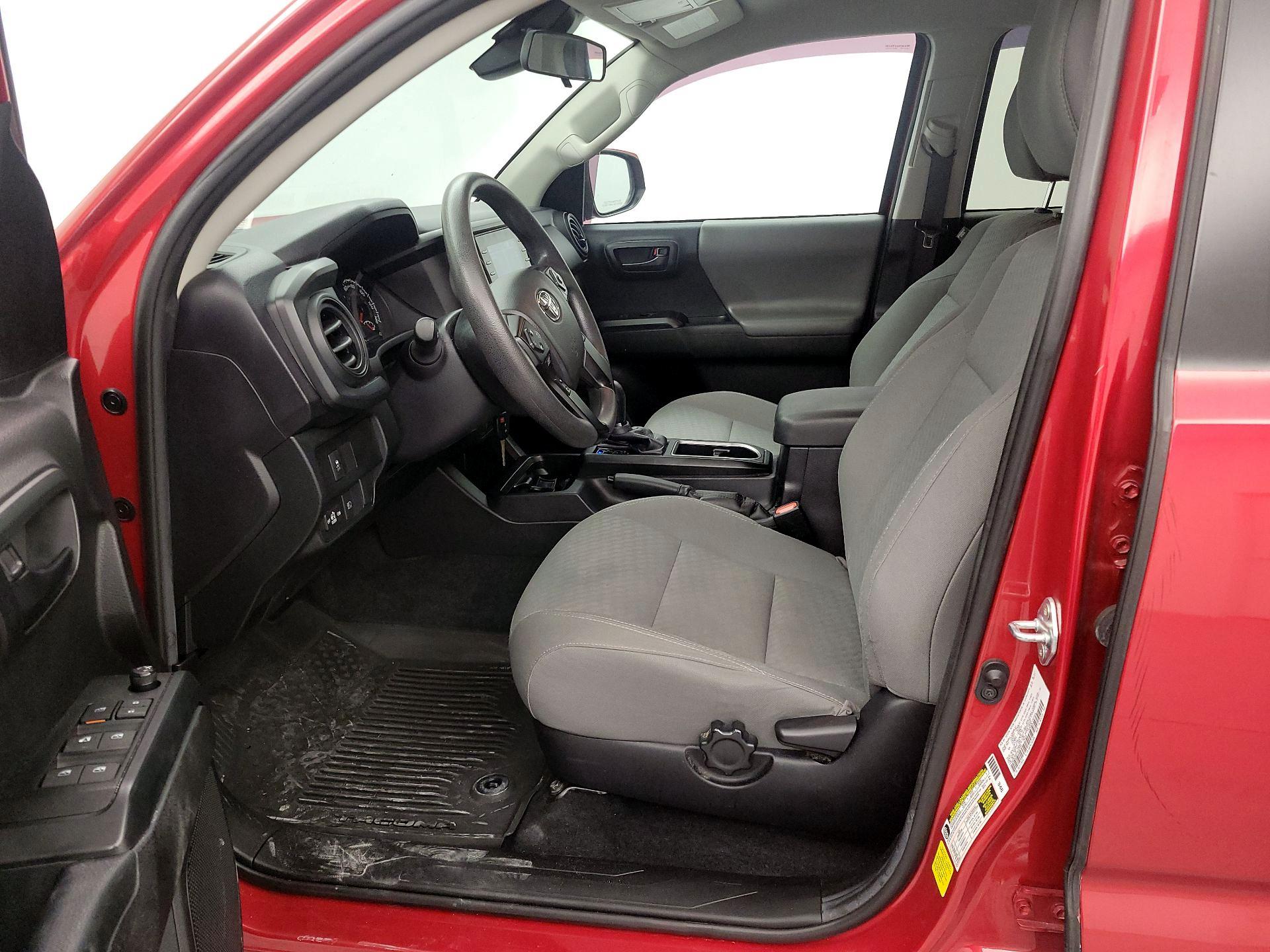 Thumbnail: 2021 Toyota Tacoma - 11