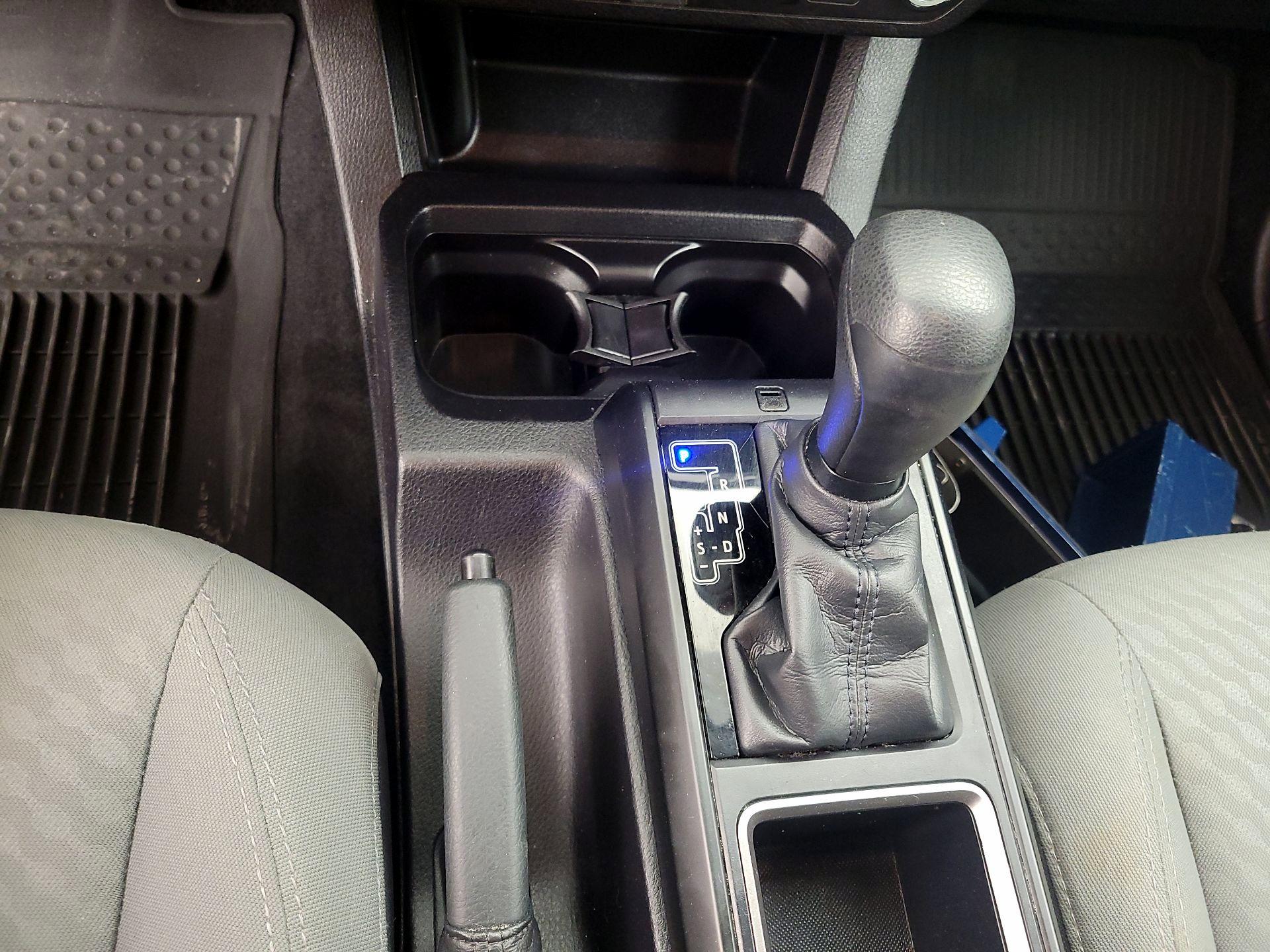 Thumbnail: 2021 Toyota Tacoma - 17