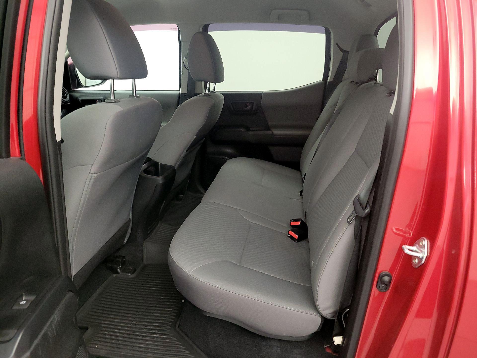 Thumbnail: 2021 Toyota Tacoma - 19