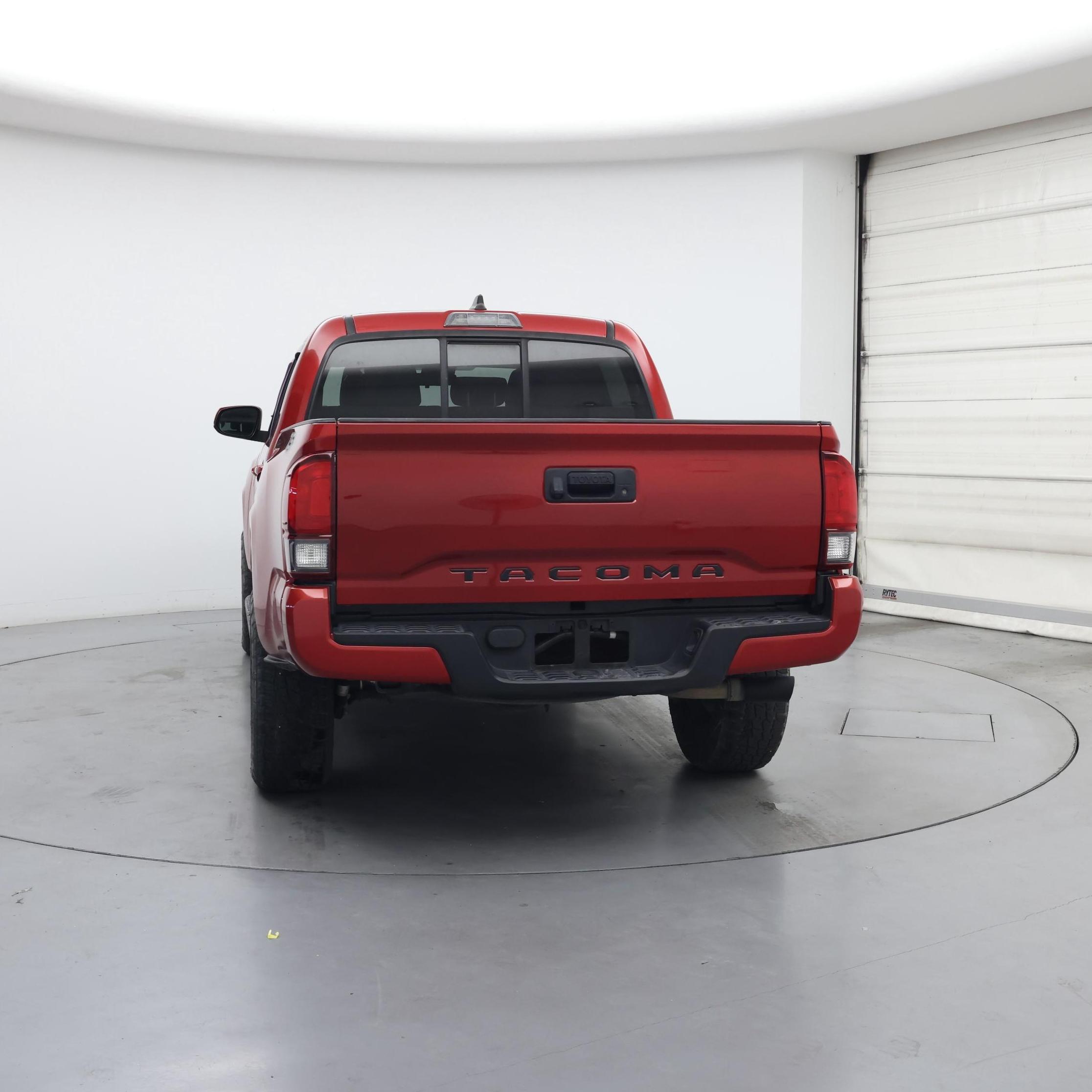 Thumbnail: 2021 Toyota Tacoma - 6