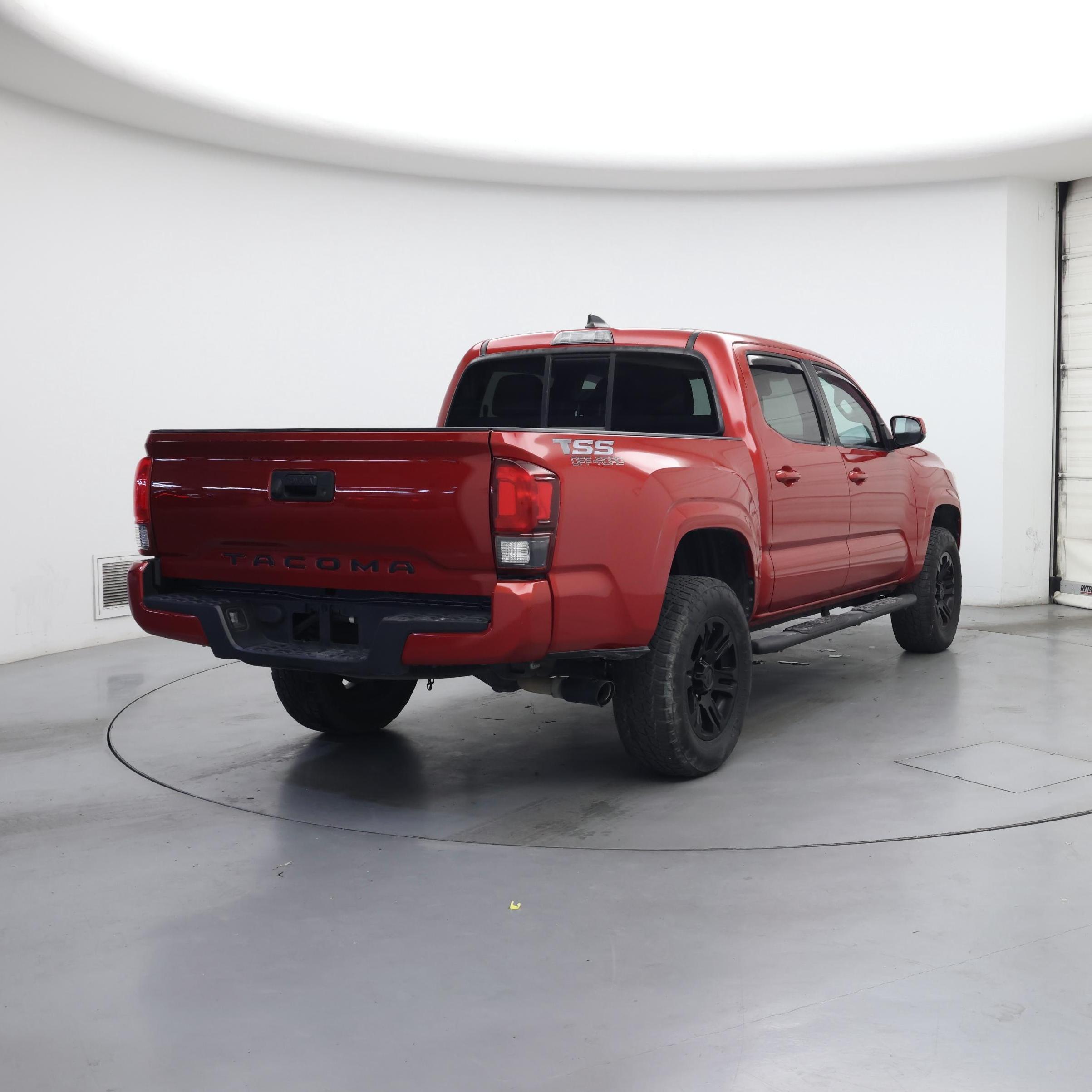 Thumbnail: 2021 Toyota Tacoma - 8