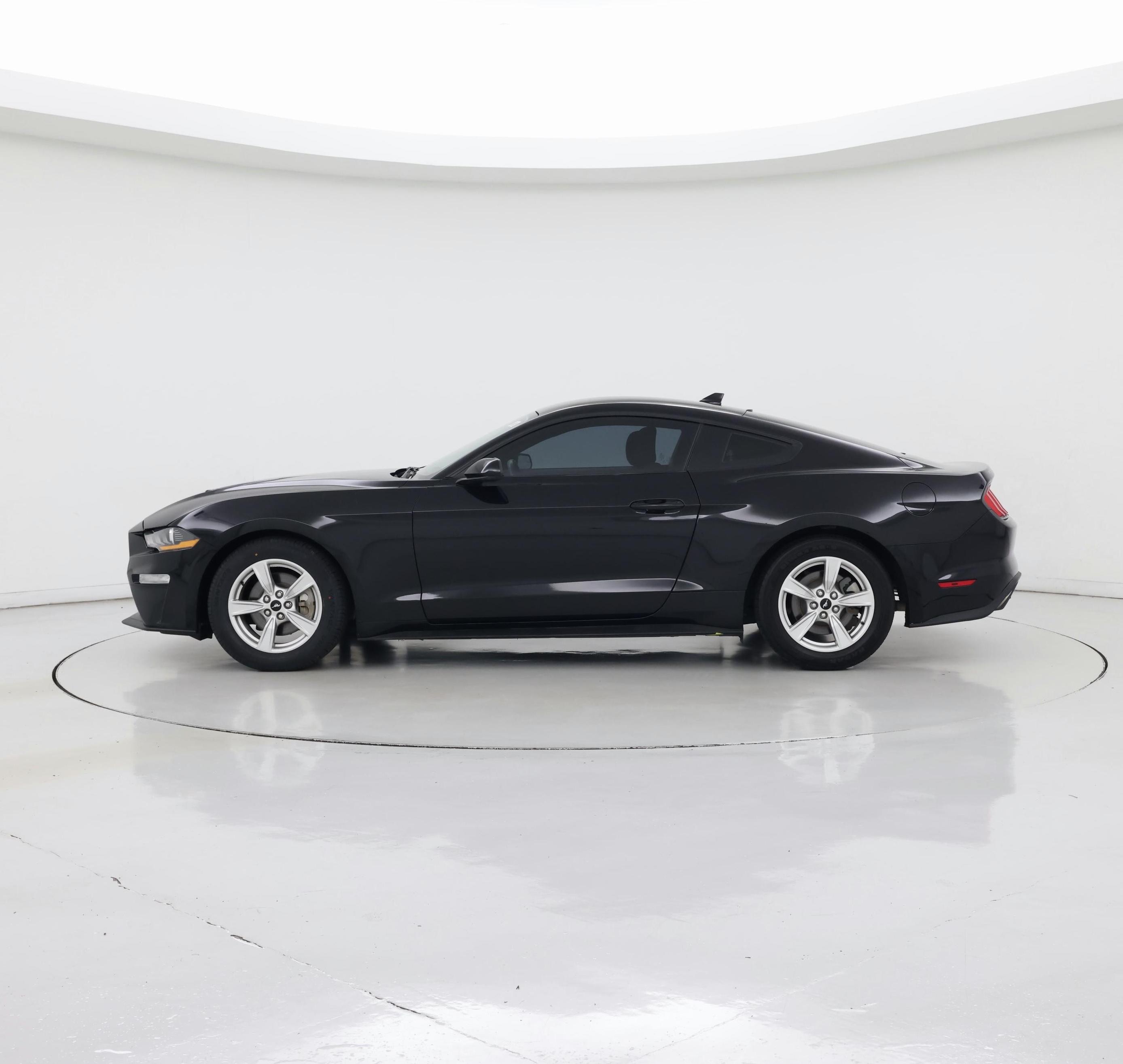 Thumbnail: 2020 Ford Mustang - 3