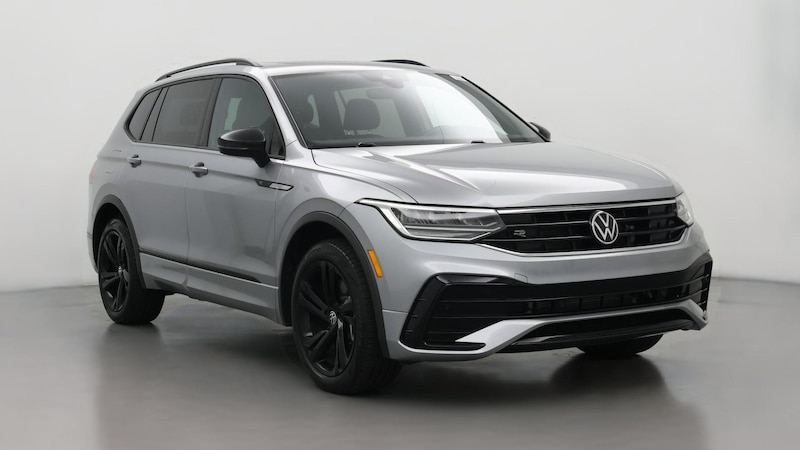 2023 Volkswagen Tiguan SE R-Line Black Hero Image