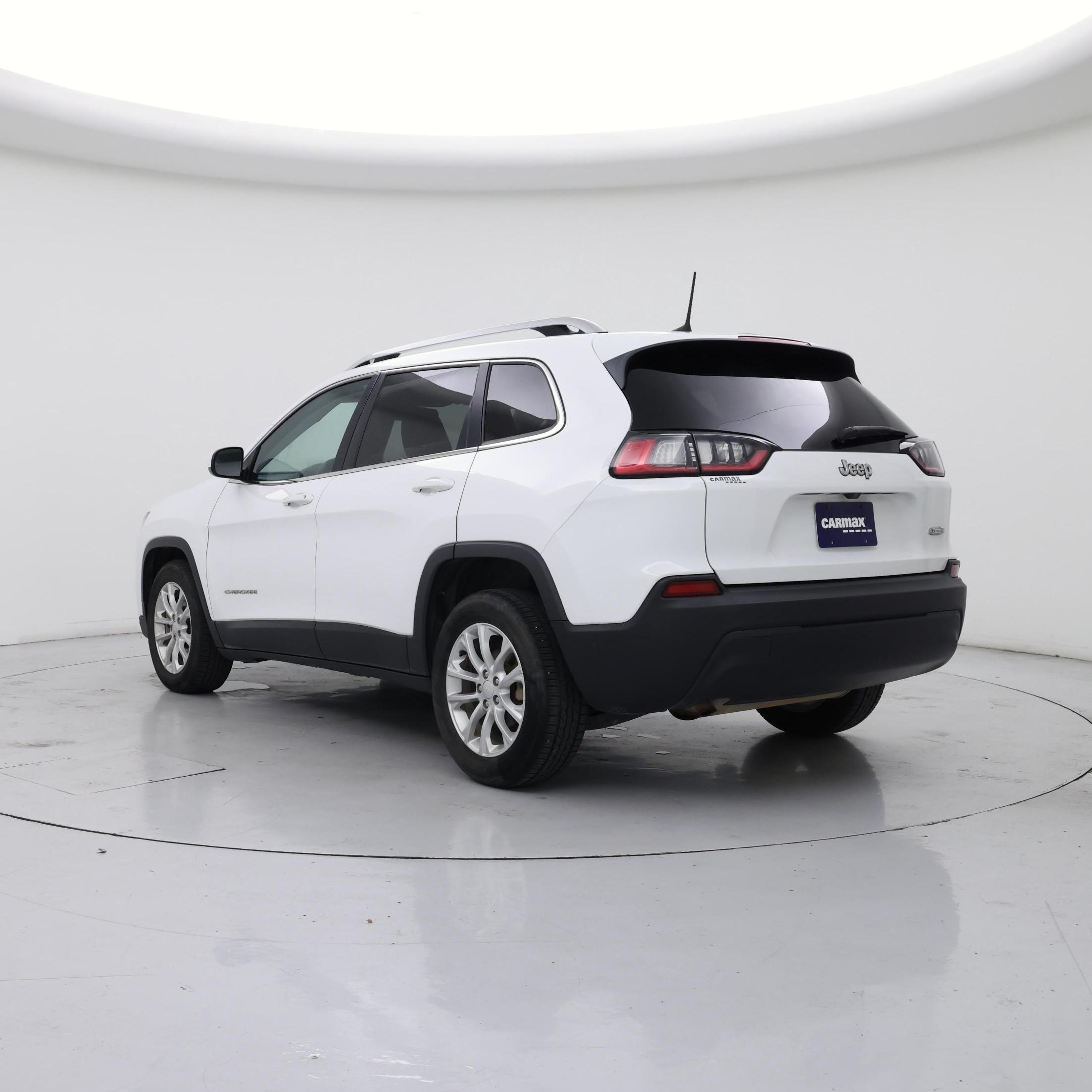 Thumbnail: 2019 Jeep Cherokee - 2