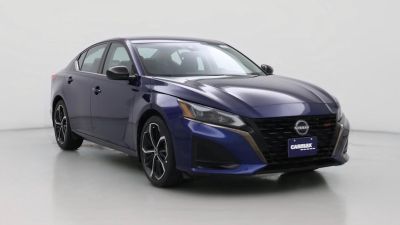2023 Nissan Altima SR Hero Image