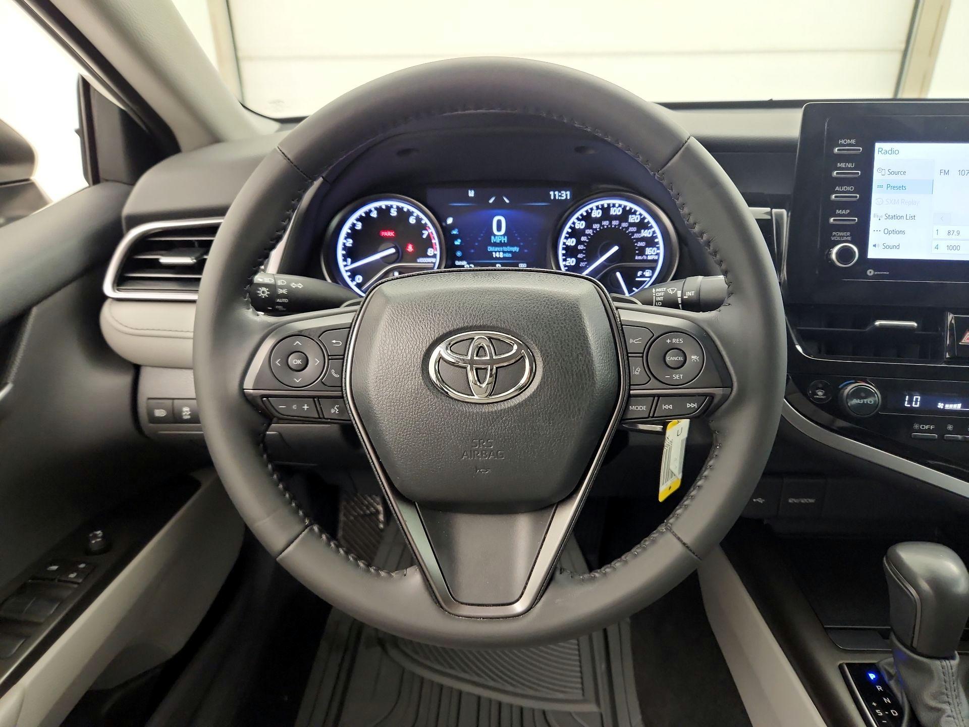 Thumbnail: 2023 Toyota Camry - 10