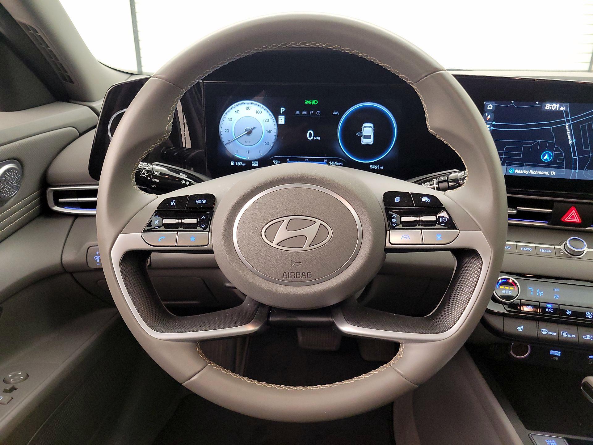 Thumbnail: 2024 Hyundai Elantra - 10