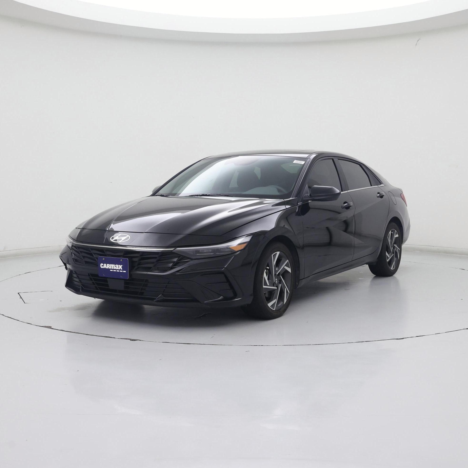 Thumbnail: 2024 Hyundai Elantra - 4