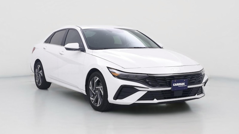 2024 Hyundai Elantra SEL Hero Image