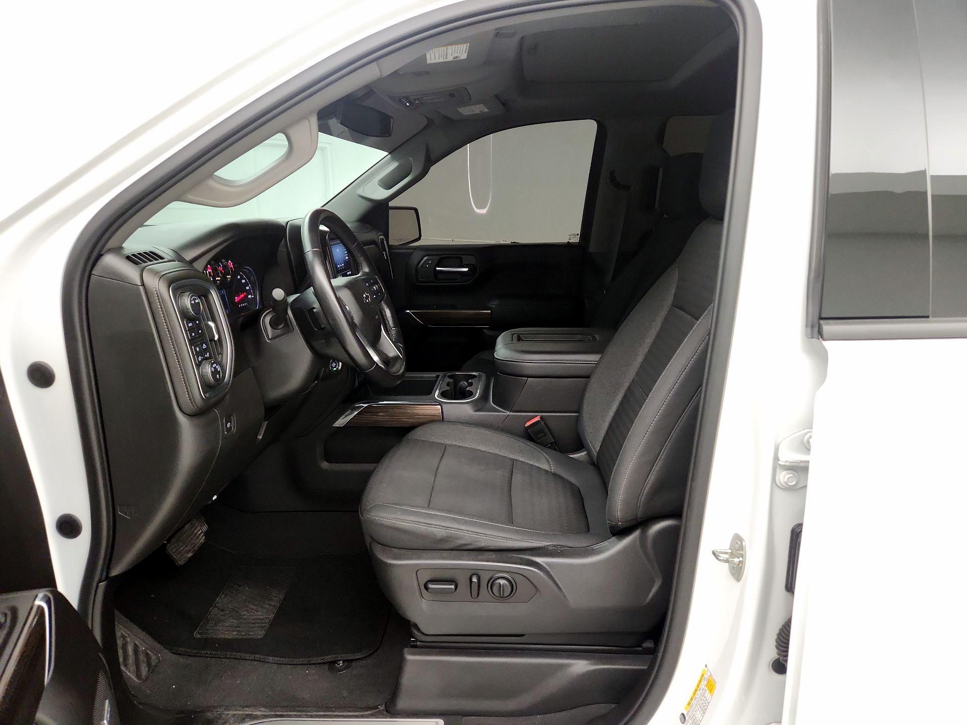 Thumbnail: 2020 Chevrolet Silverado 1500 - 11