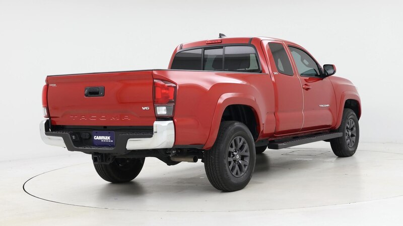 2022 Toyota Tacoma SR5 8