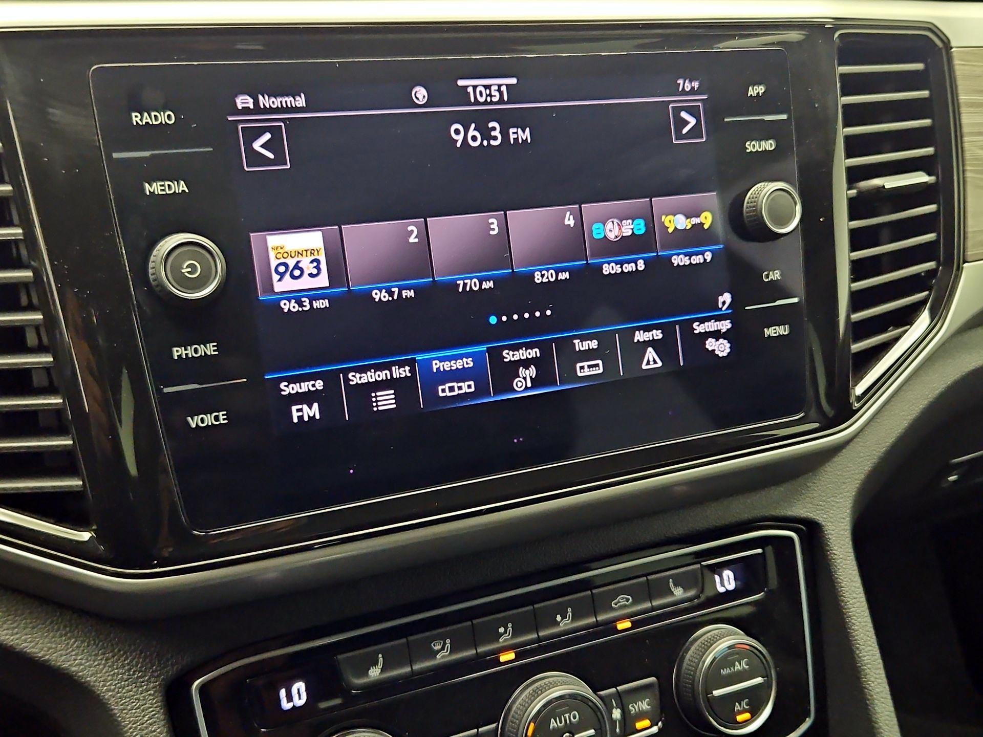 Thumbnail: 2023 Volkswagen Atlas - 15