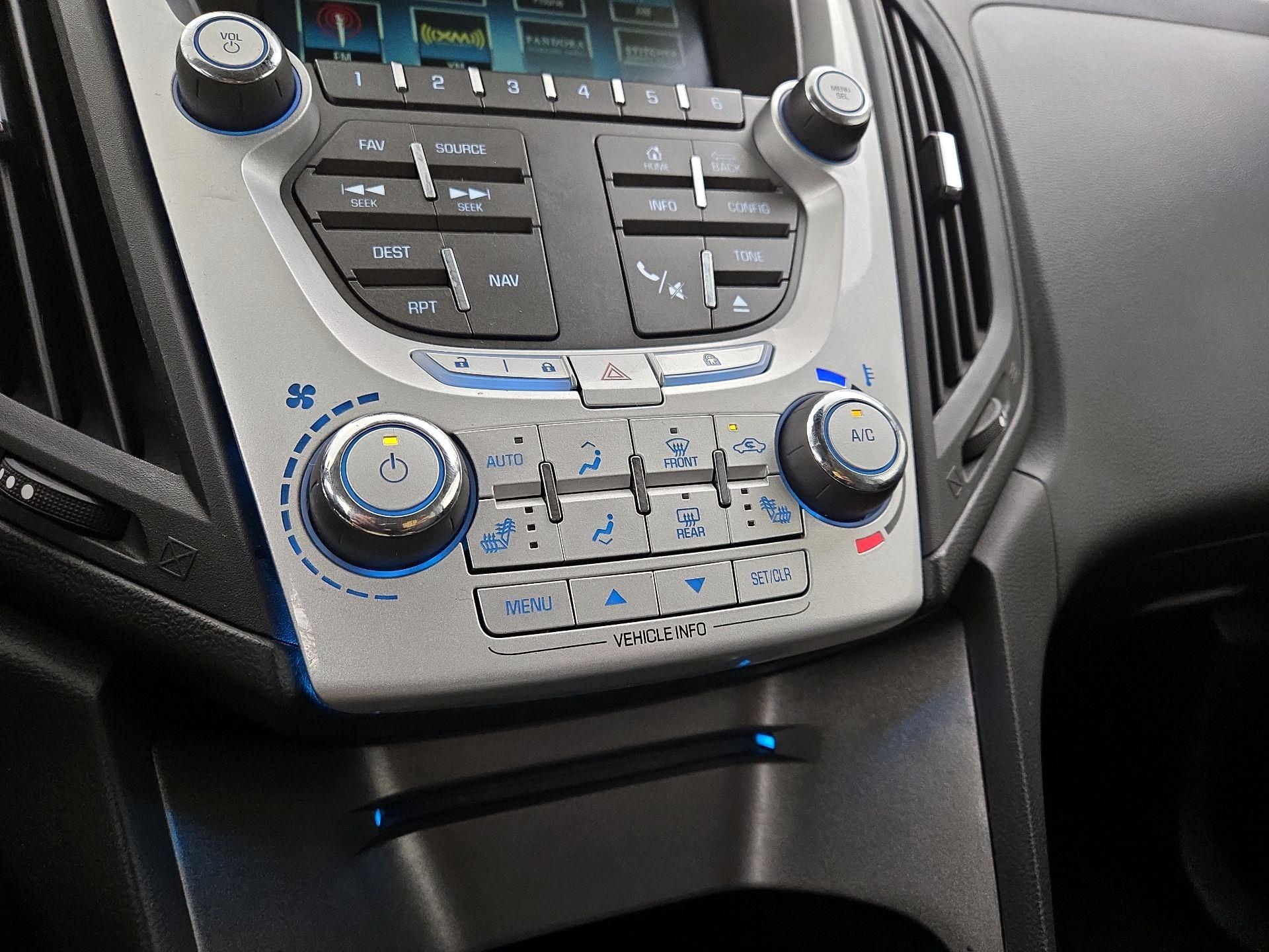 Thumbnail: 2013 Chevrolet Equinox - 17