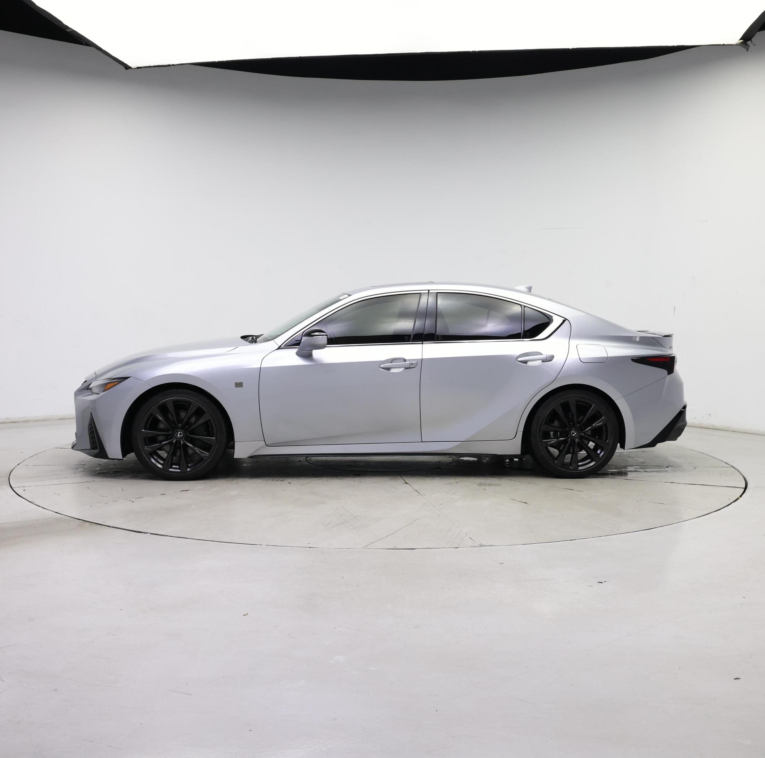 Thumbnail: 2024 Lexus IS - 3