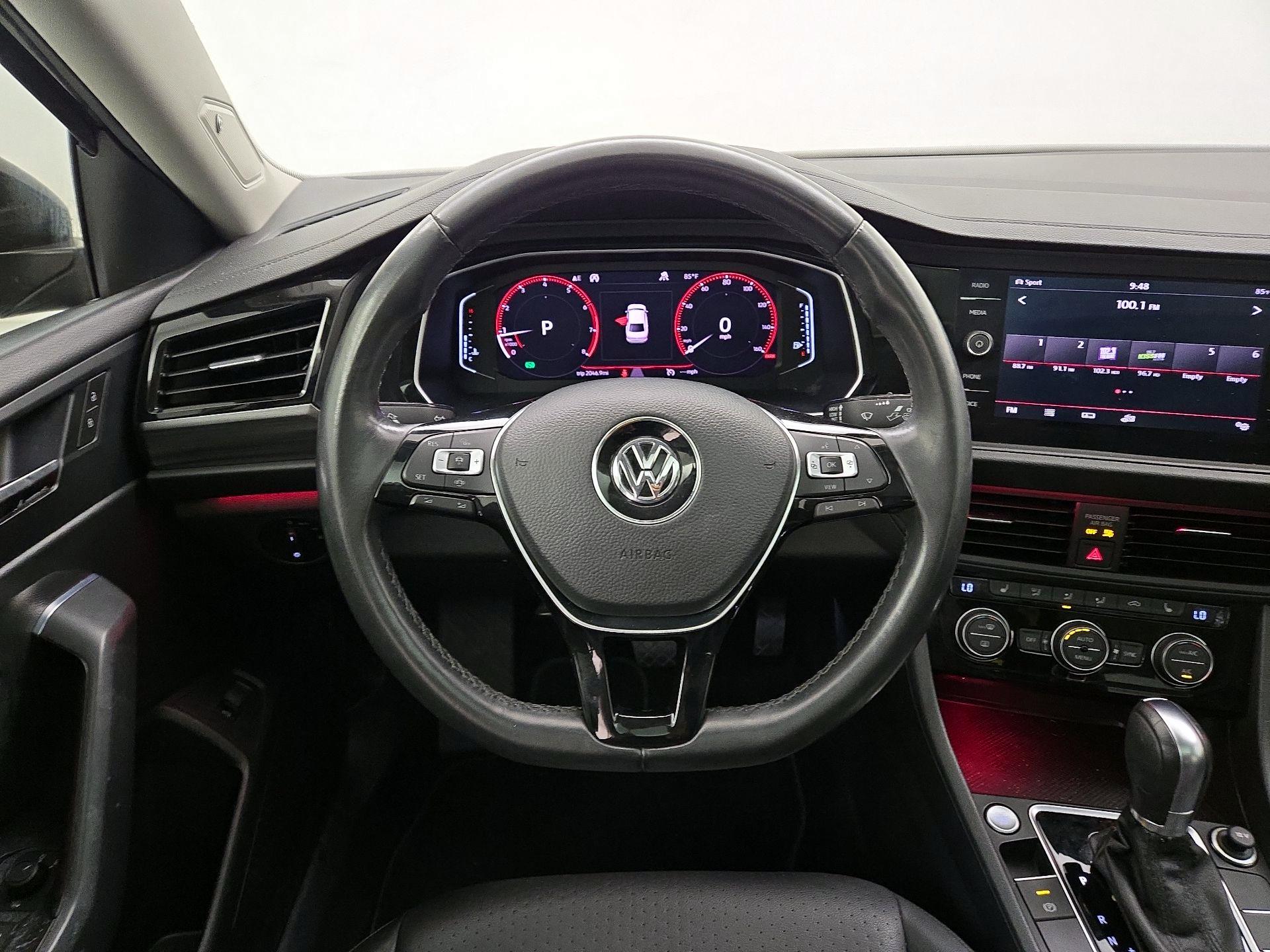 Thumbnail: 2019 Volkswagen Jetta - 10