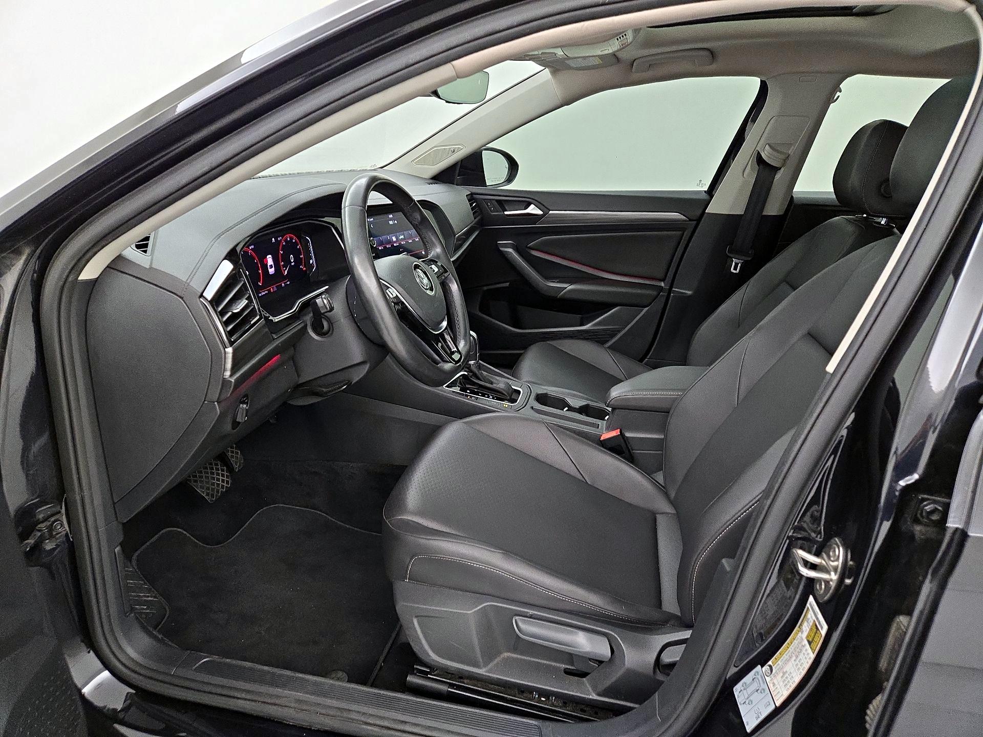 Thumbnail: 2019 Volkswagen Jetta - 11