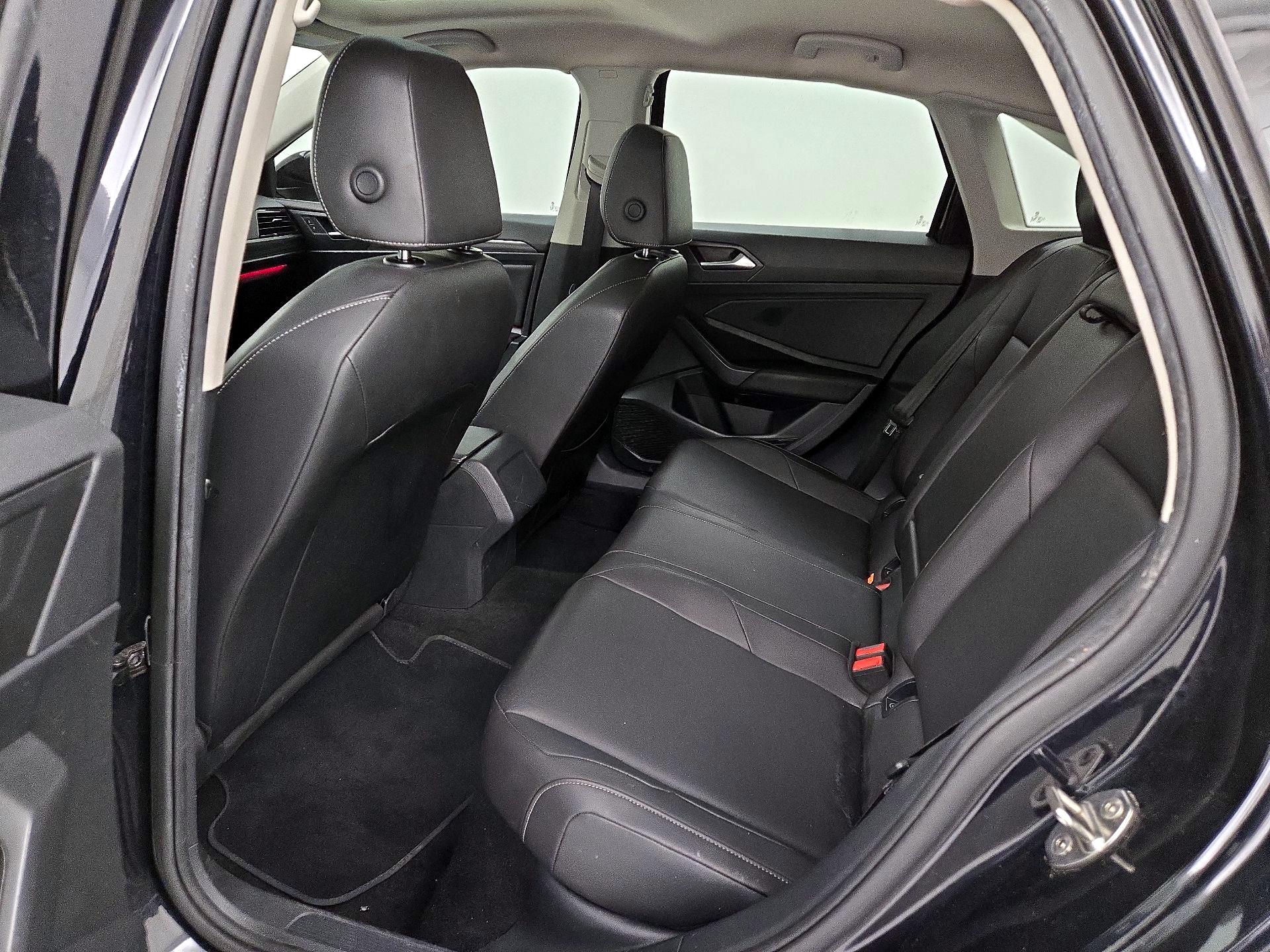 Thumbnail: 2019 Volkswagen Jetta - 20