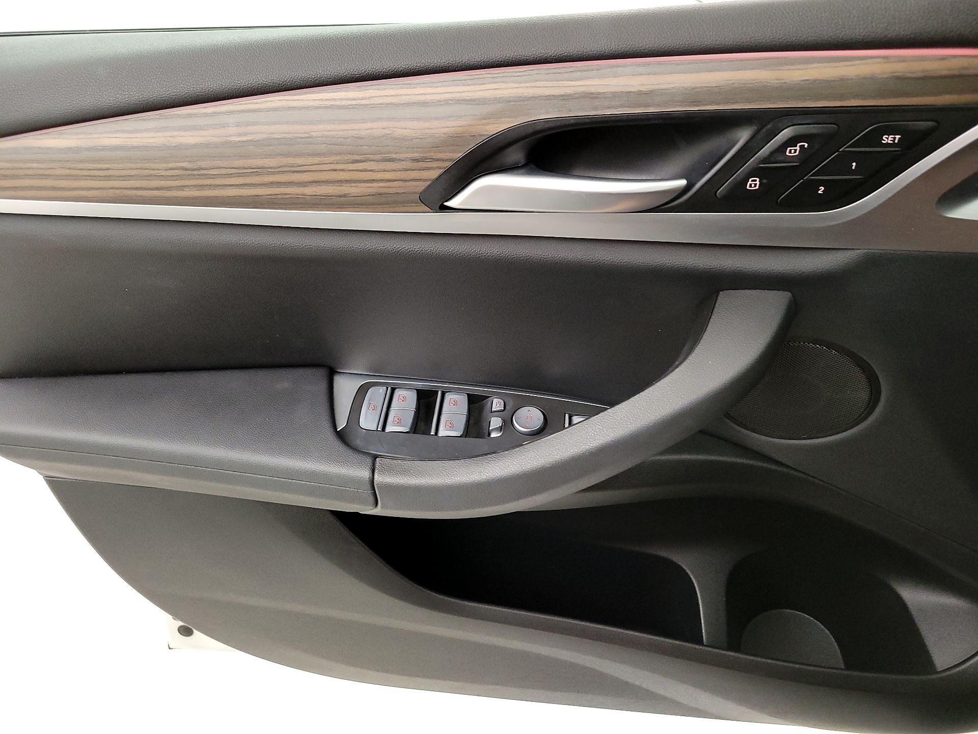 Thumbnail: 2021 BMW X3 - 12