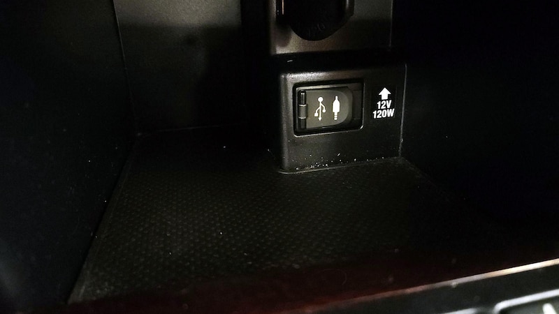 2014 Toyota Camry XLE 18