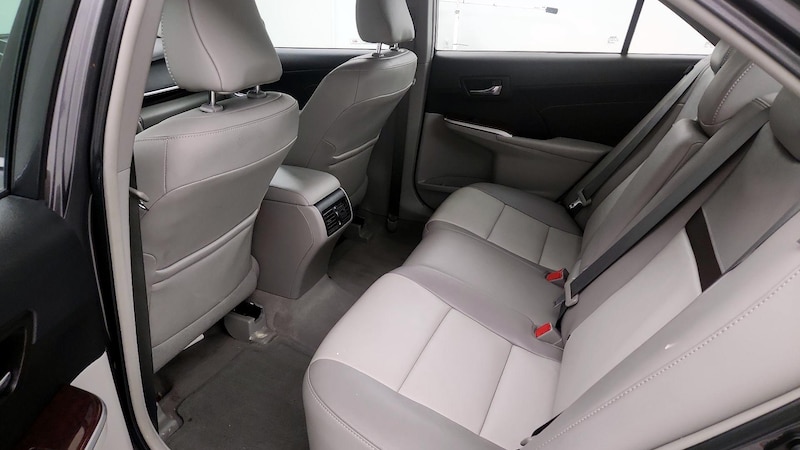 2014 Toyota Camry XLE 20