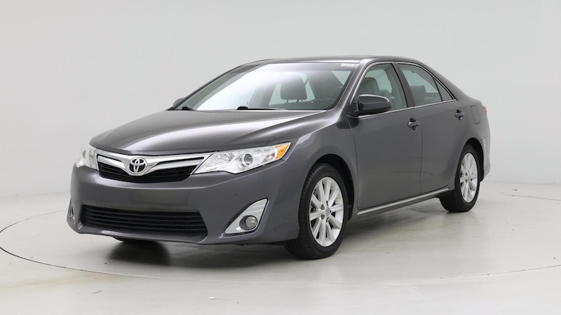 2014 Toyota Camry XLE 4